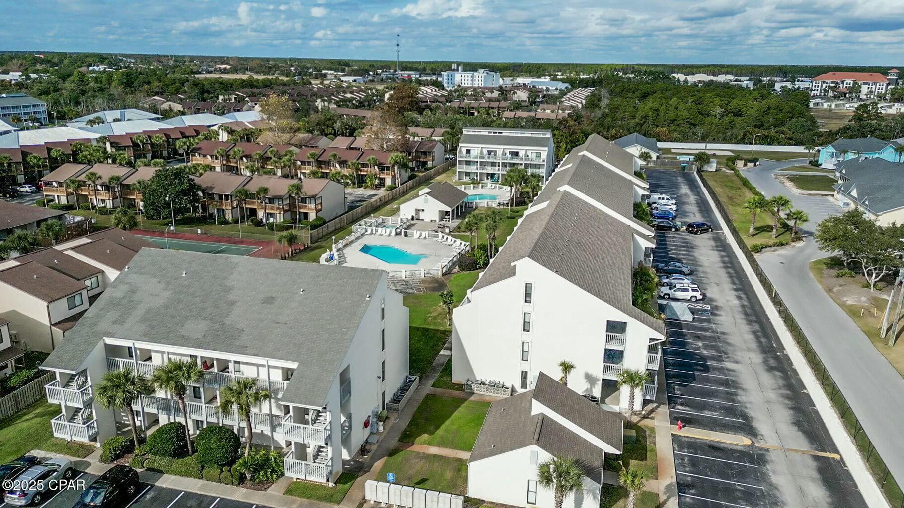 ENDLESS SUMMER II - Residential
