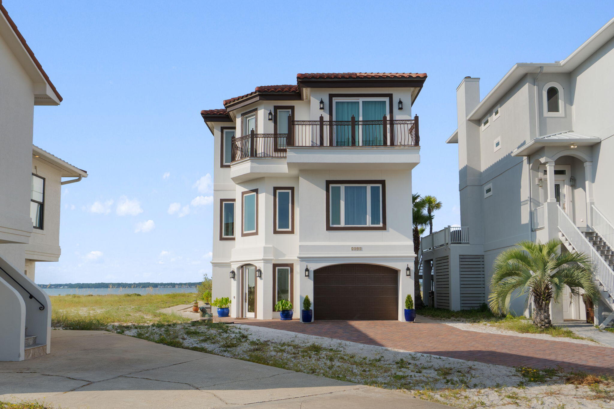 SAILMAKER COVE - Residential