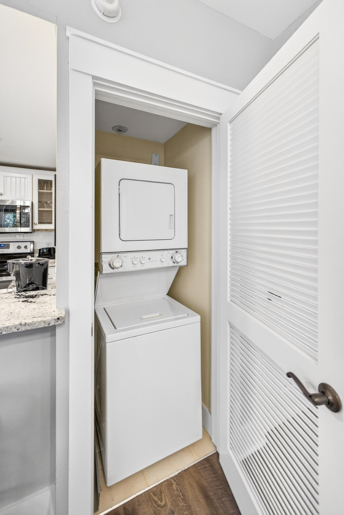 PILOT HOUSE - Residential