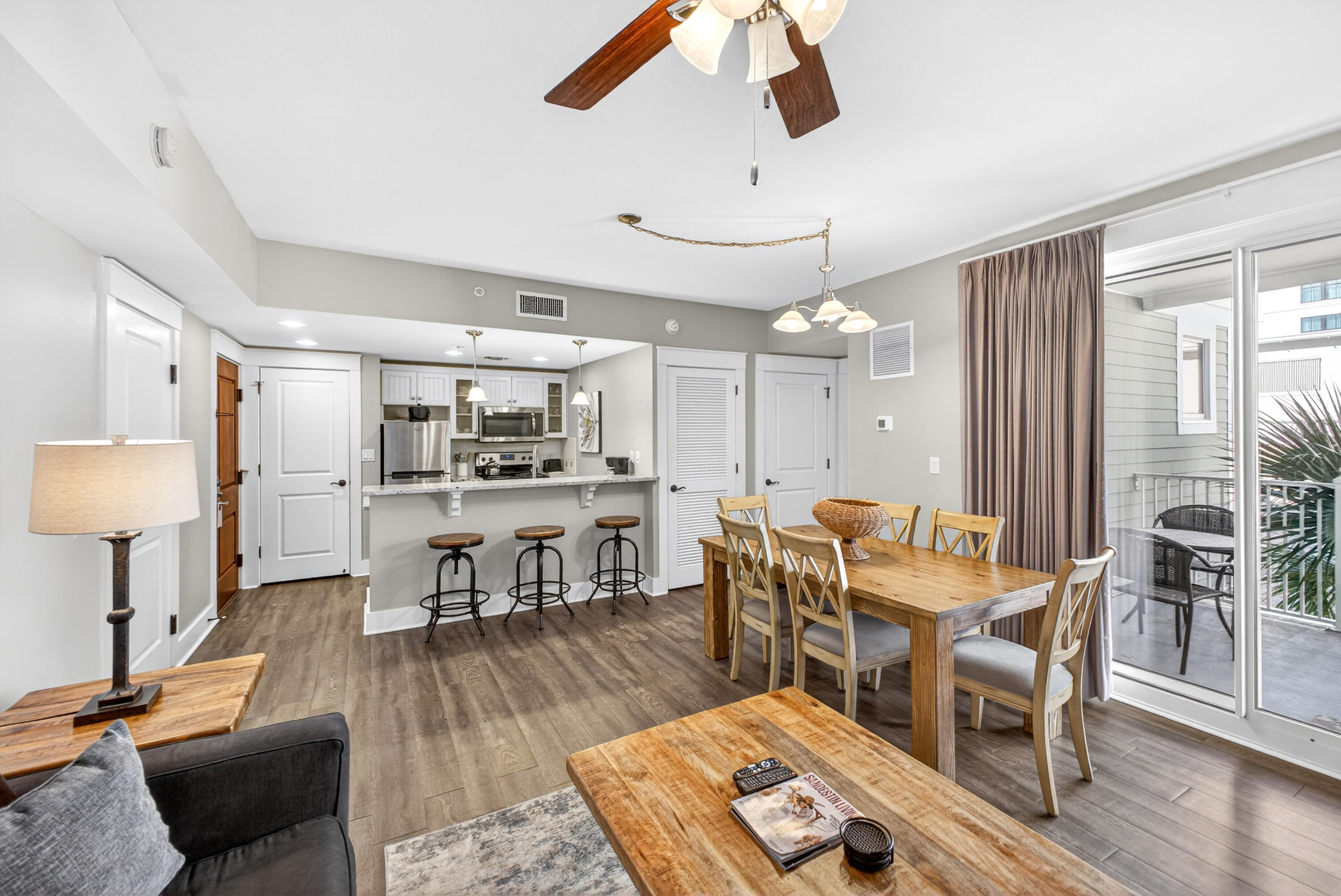 PILOT HOUSE - Residential