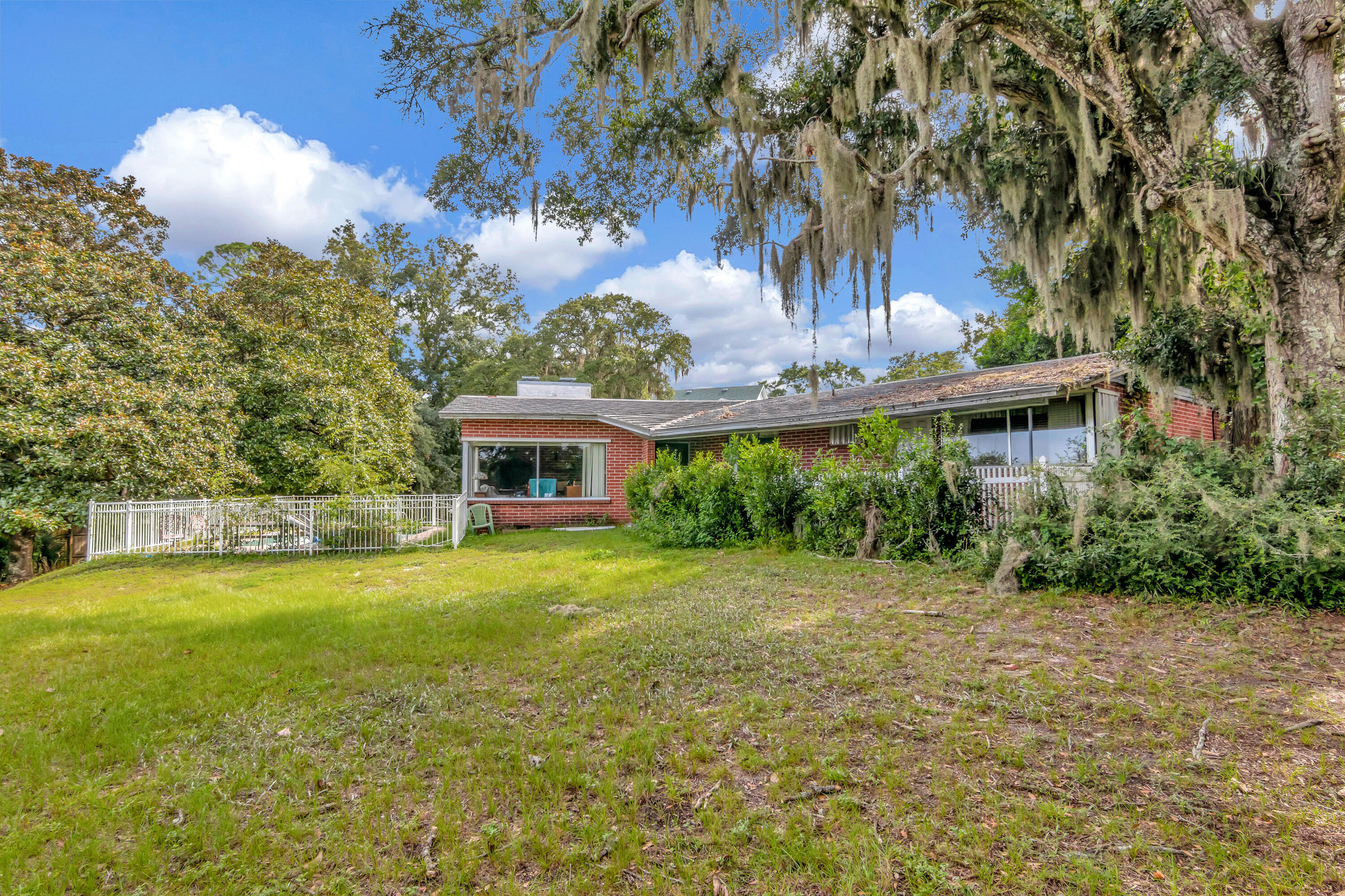 Fort Walton Beach & Mary Esther Water (242204.00) - Residential