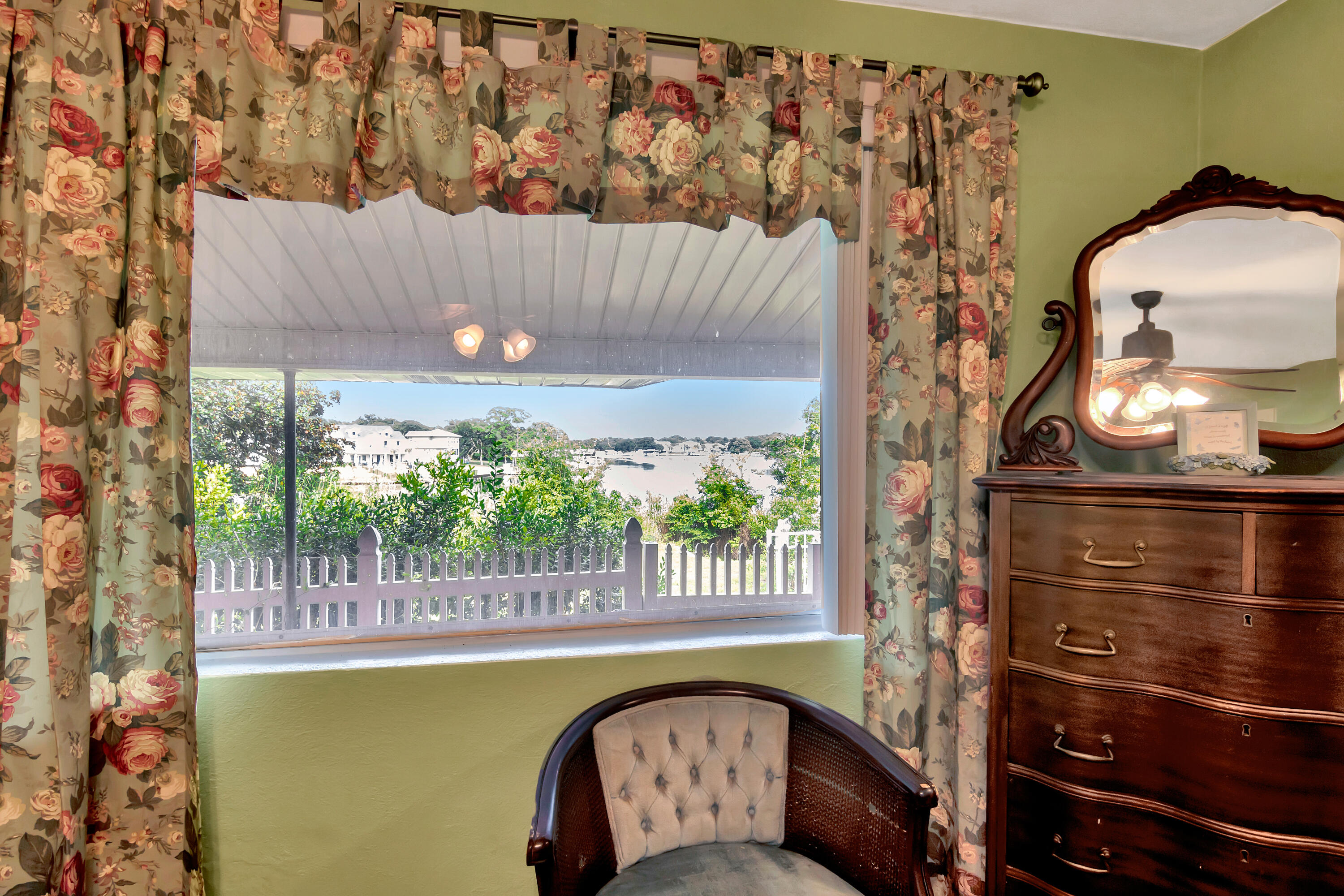 Fort Walton Beach & Mary Esther Water (242204.00) - Residential