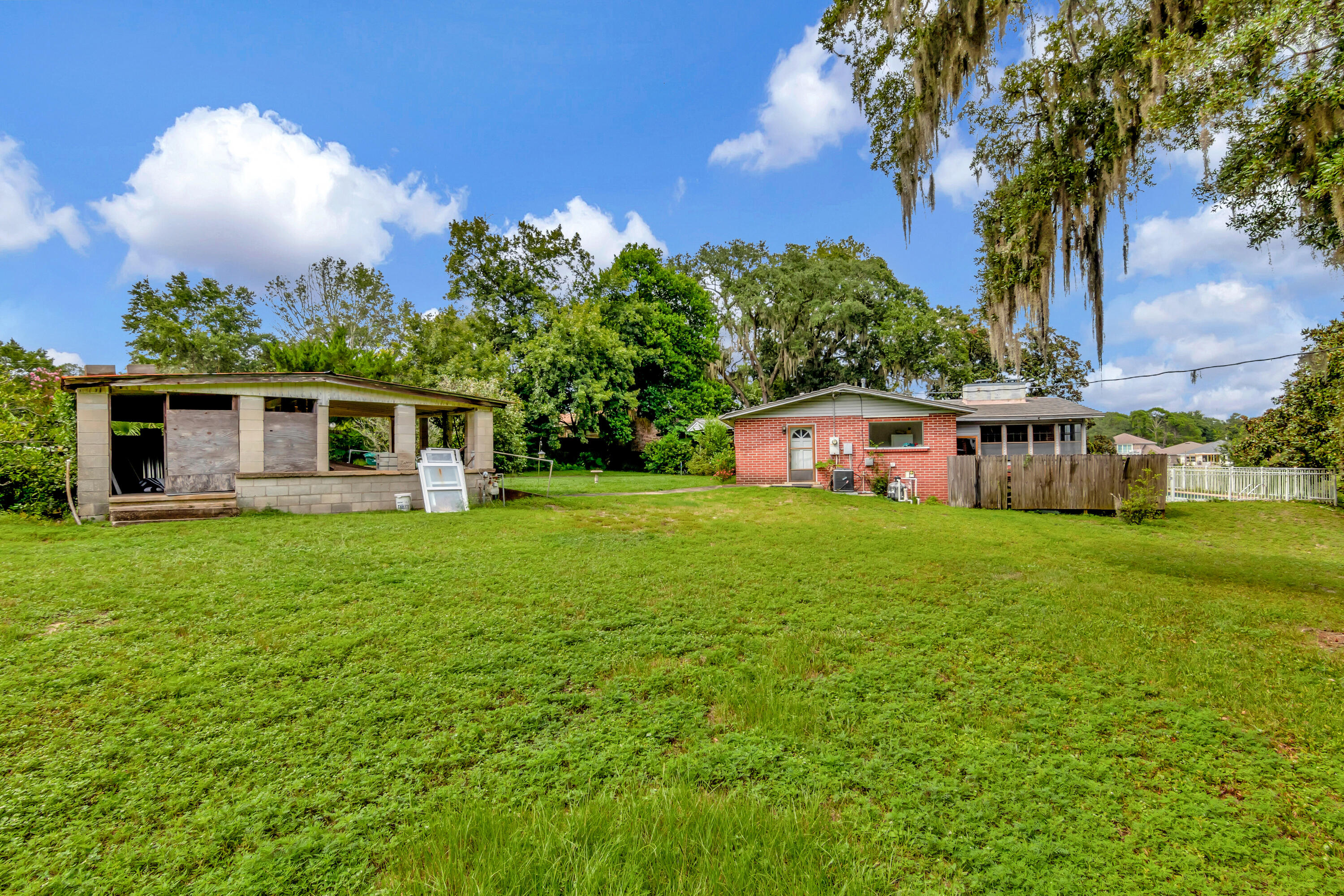 Fort Walton Beach & Mary Esther Water (242204.00) - Residential