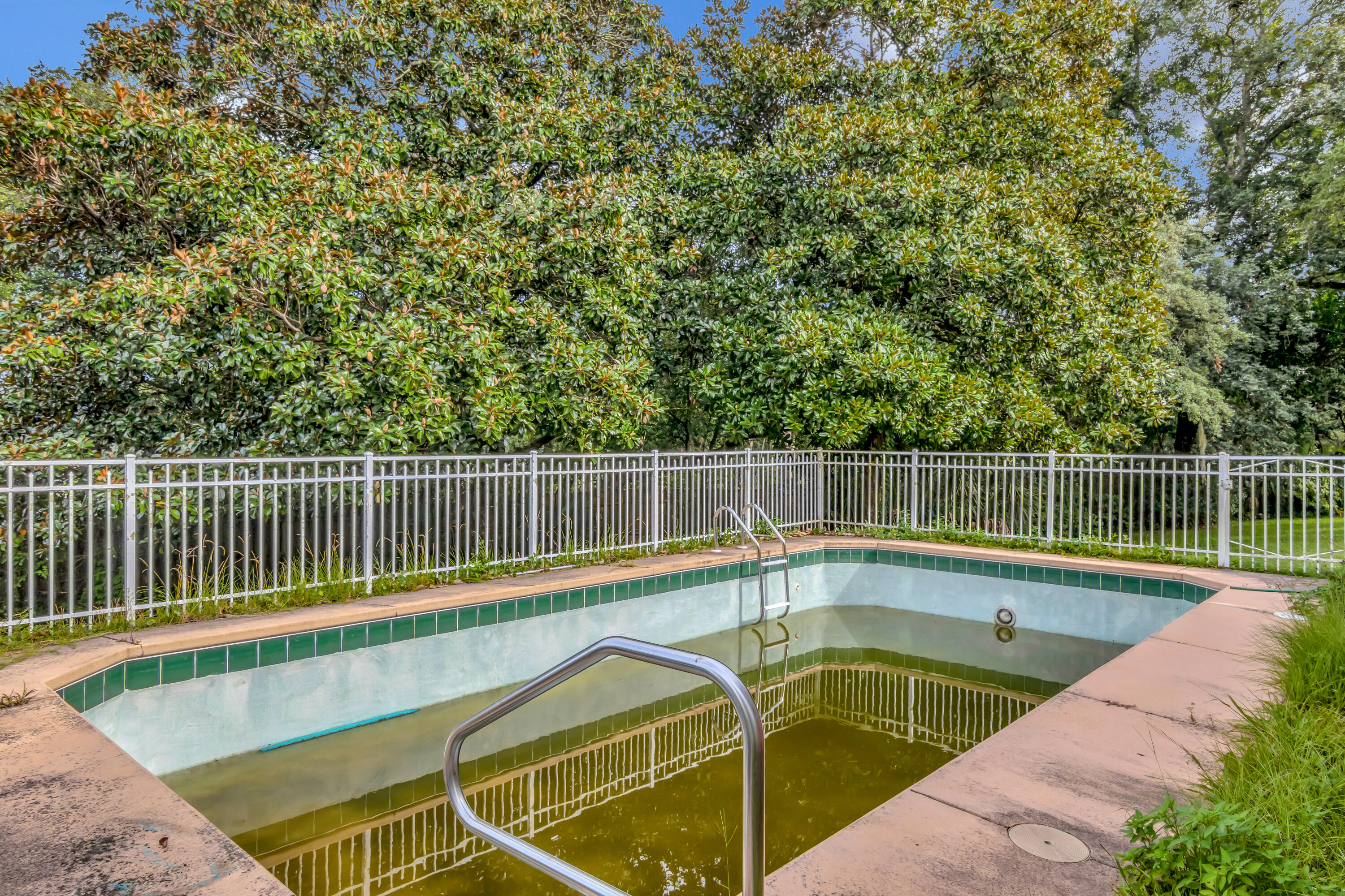 Fort Walton Beach & Mary Esther Water (242204.00) - Residential