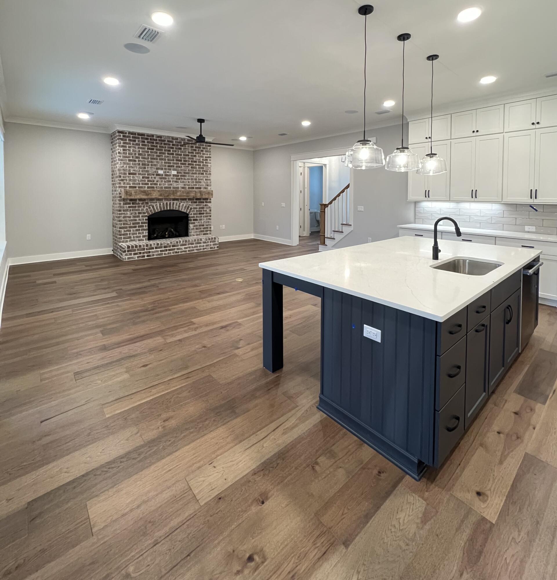 Deer Moss Creek - Residential