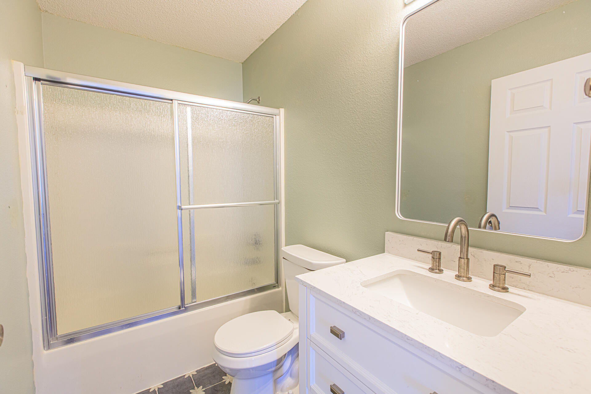 WOODRIDGE MANOR - Residential