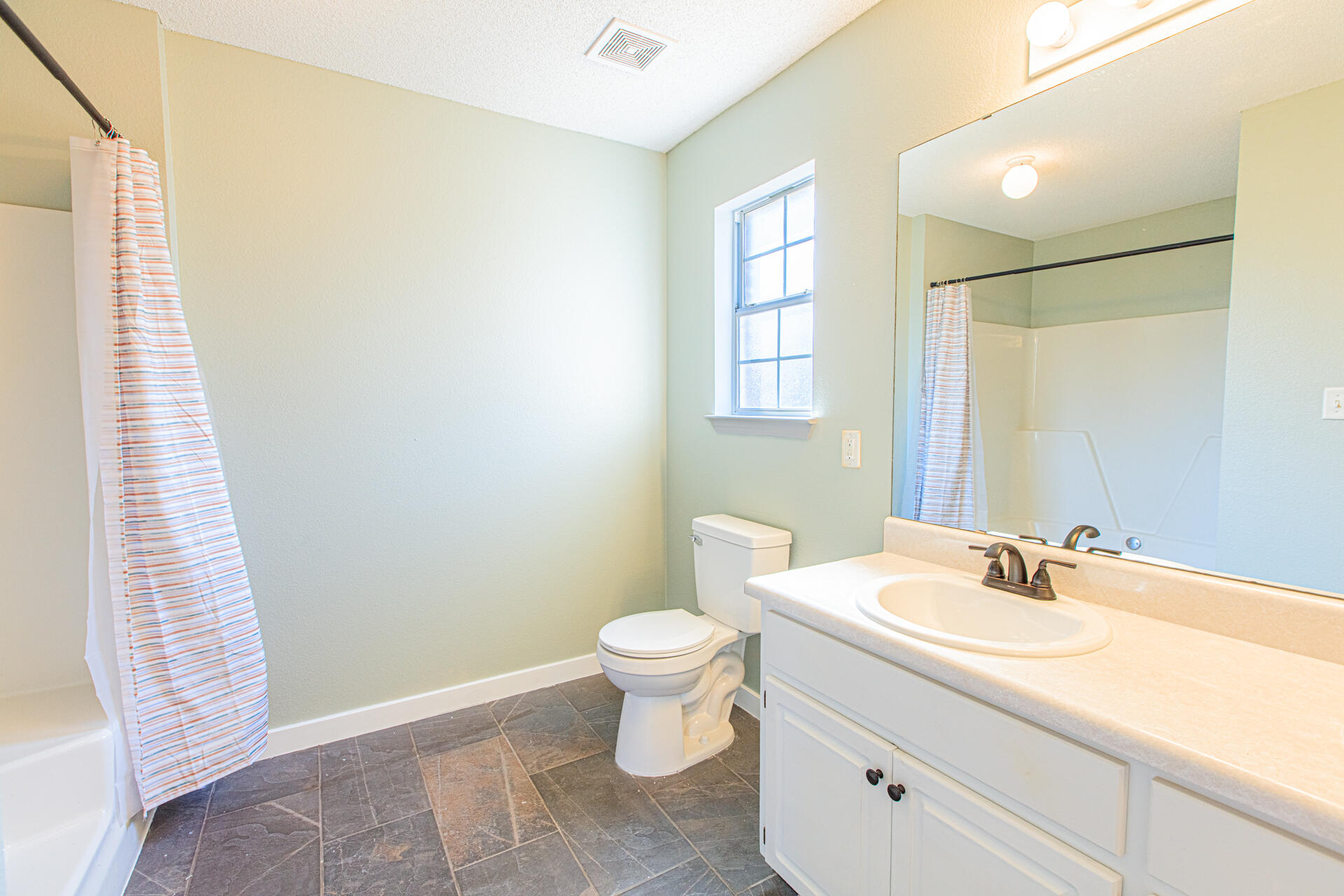 WOODRIDGE MANOR - Residential