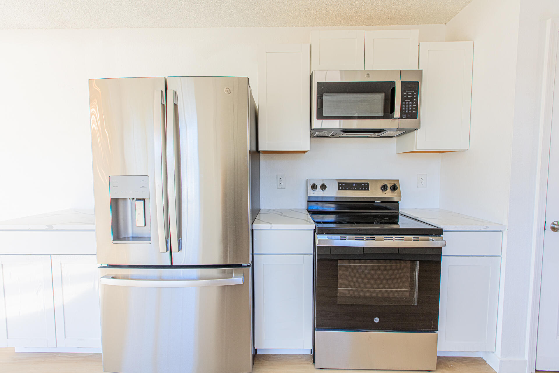 WOODRIDGE MANOR - Residential