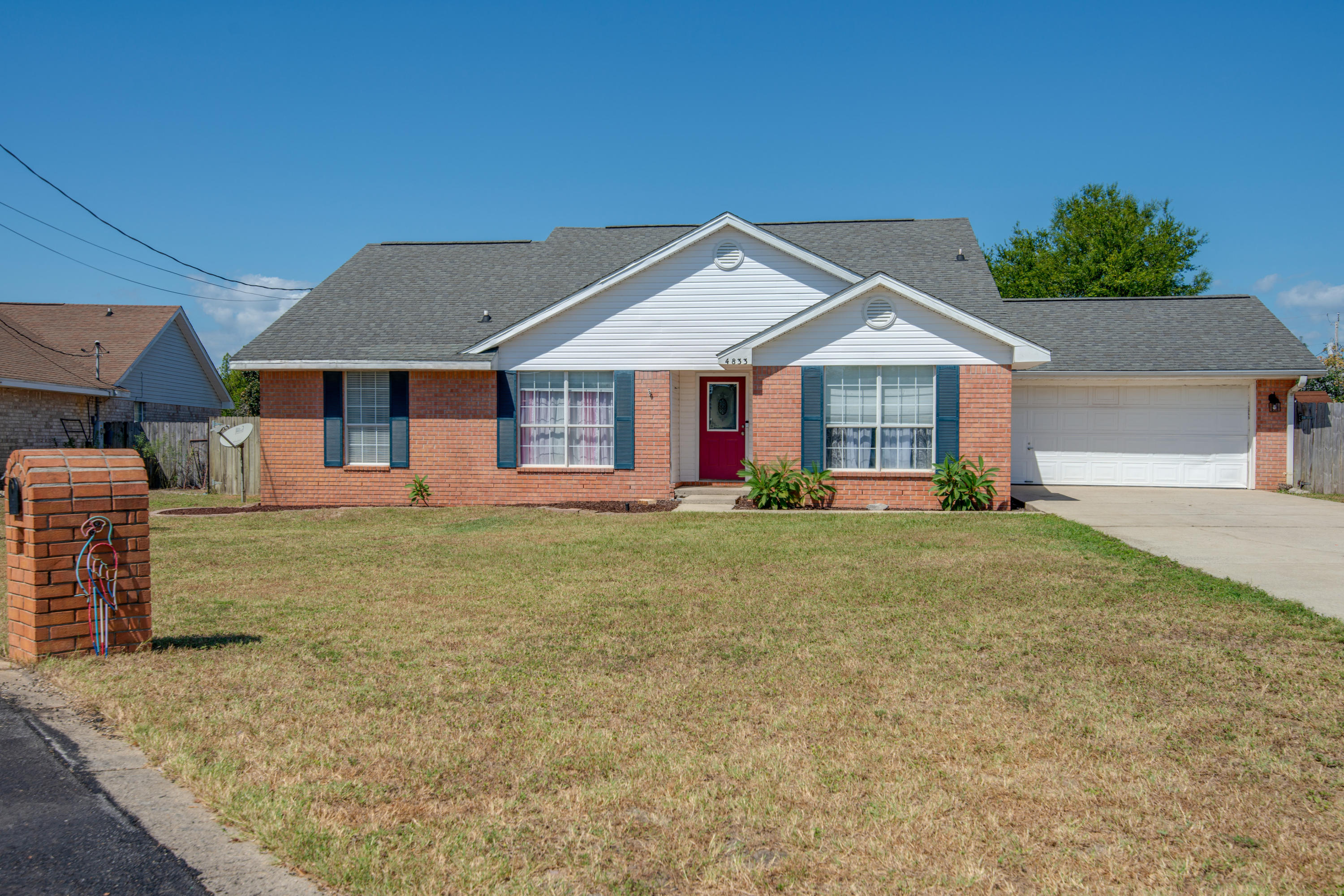 LIVE OAK - Residential