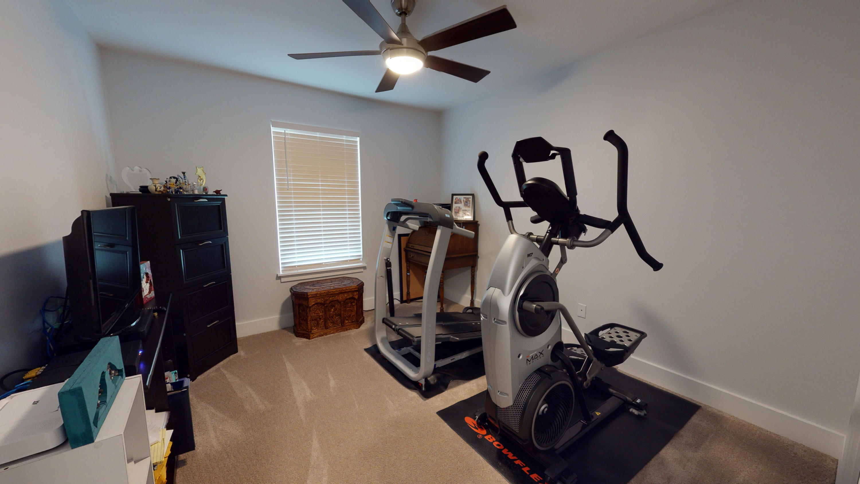 CASTELAR - Residential