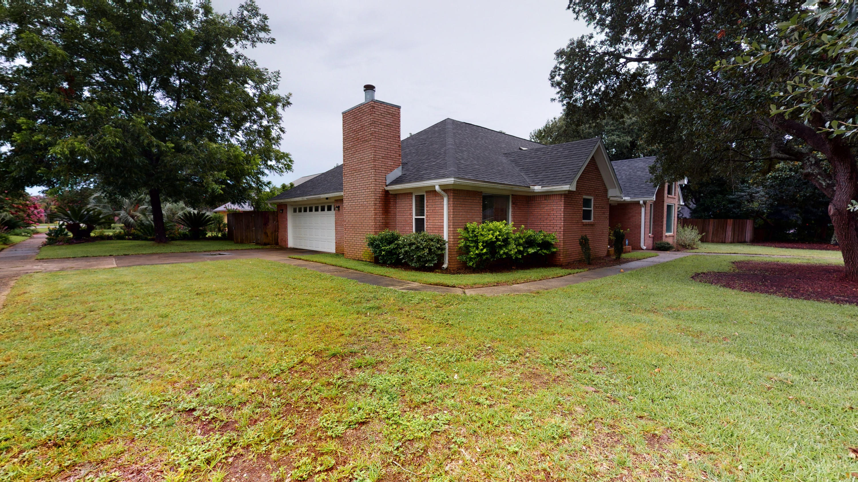 CASTELAR - Residential