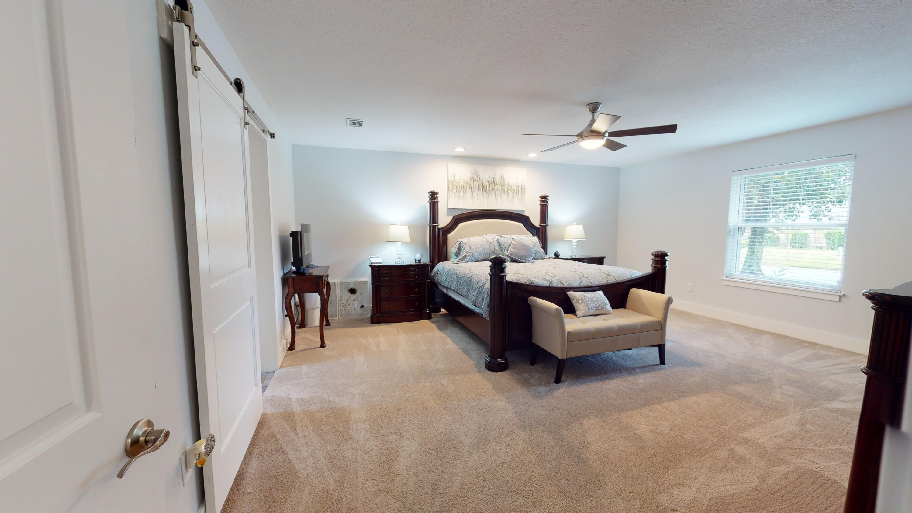 CASTELAR - Residential