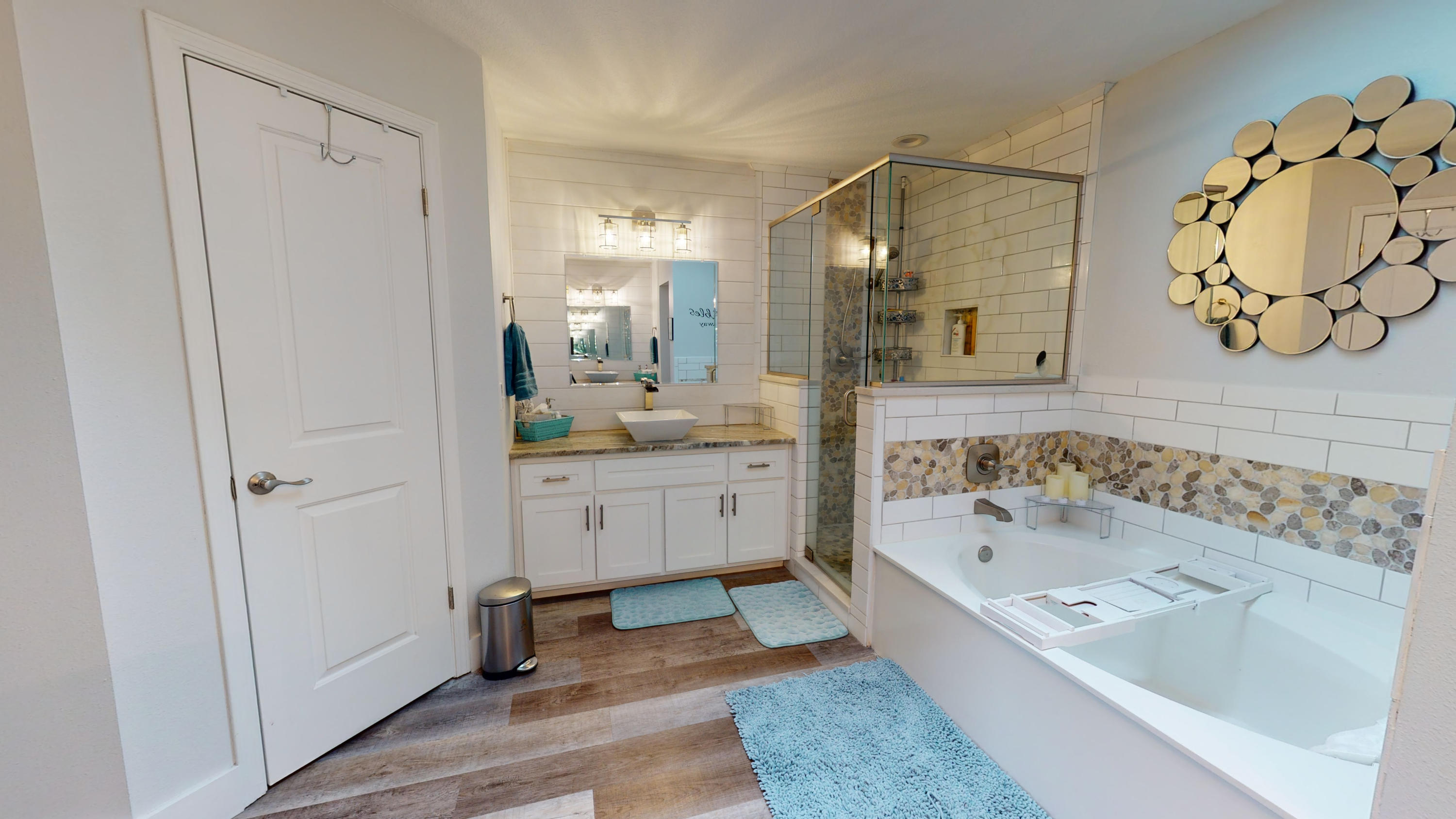 CASTELAR - Residential