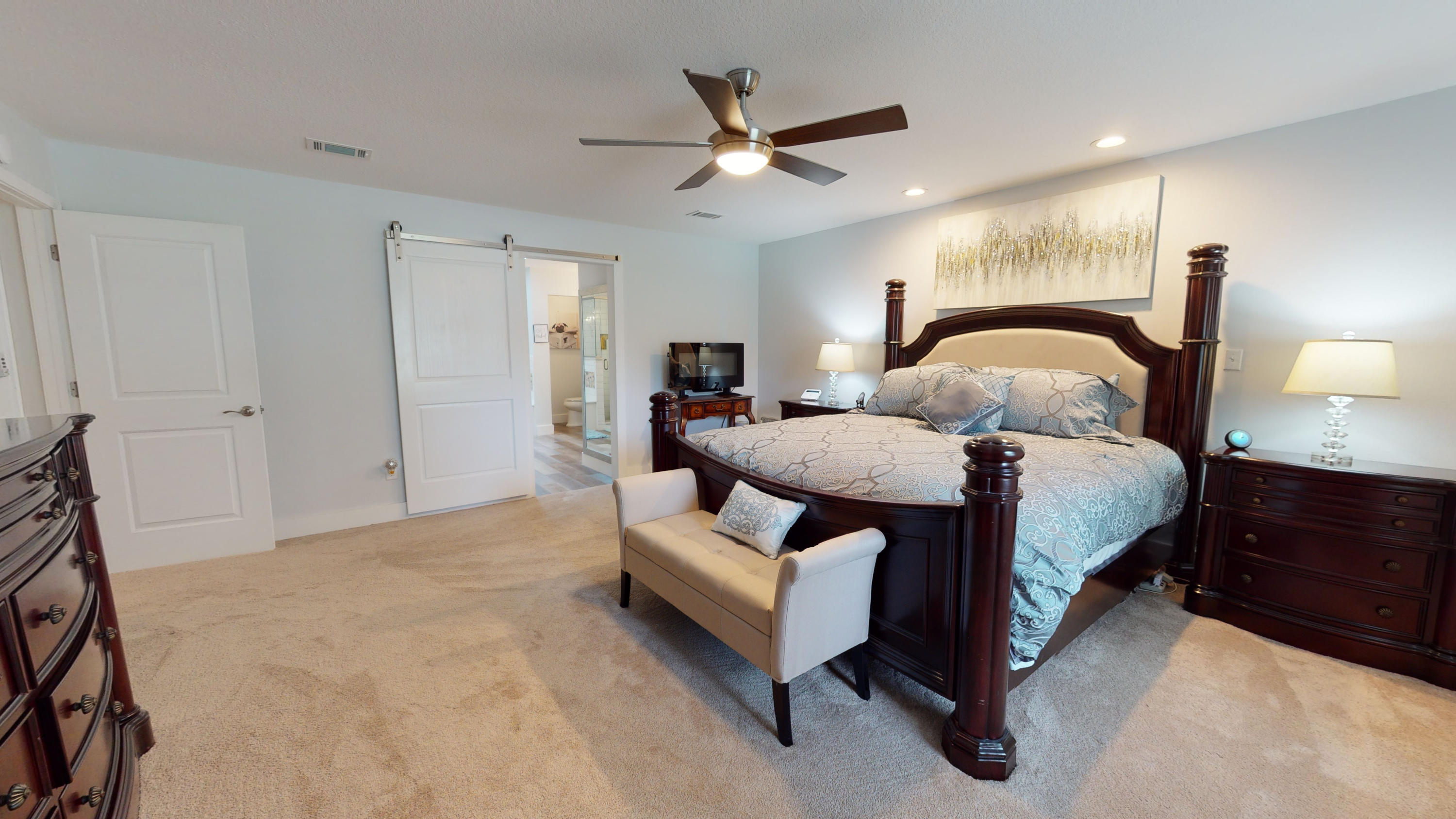 CASTELAR - Residential