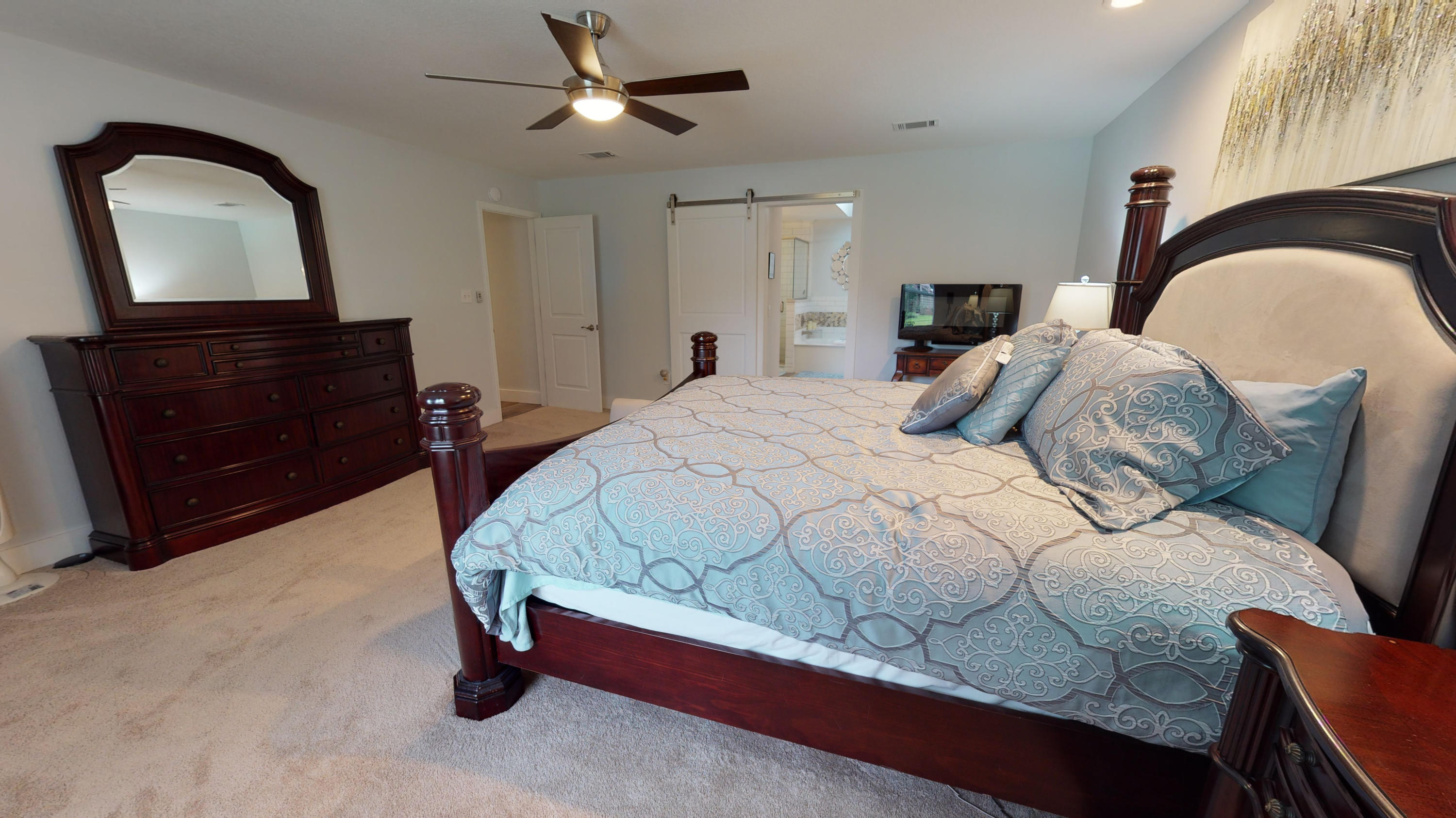 CASTELAR - Residential