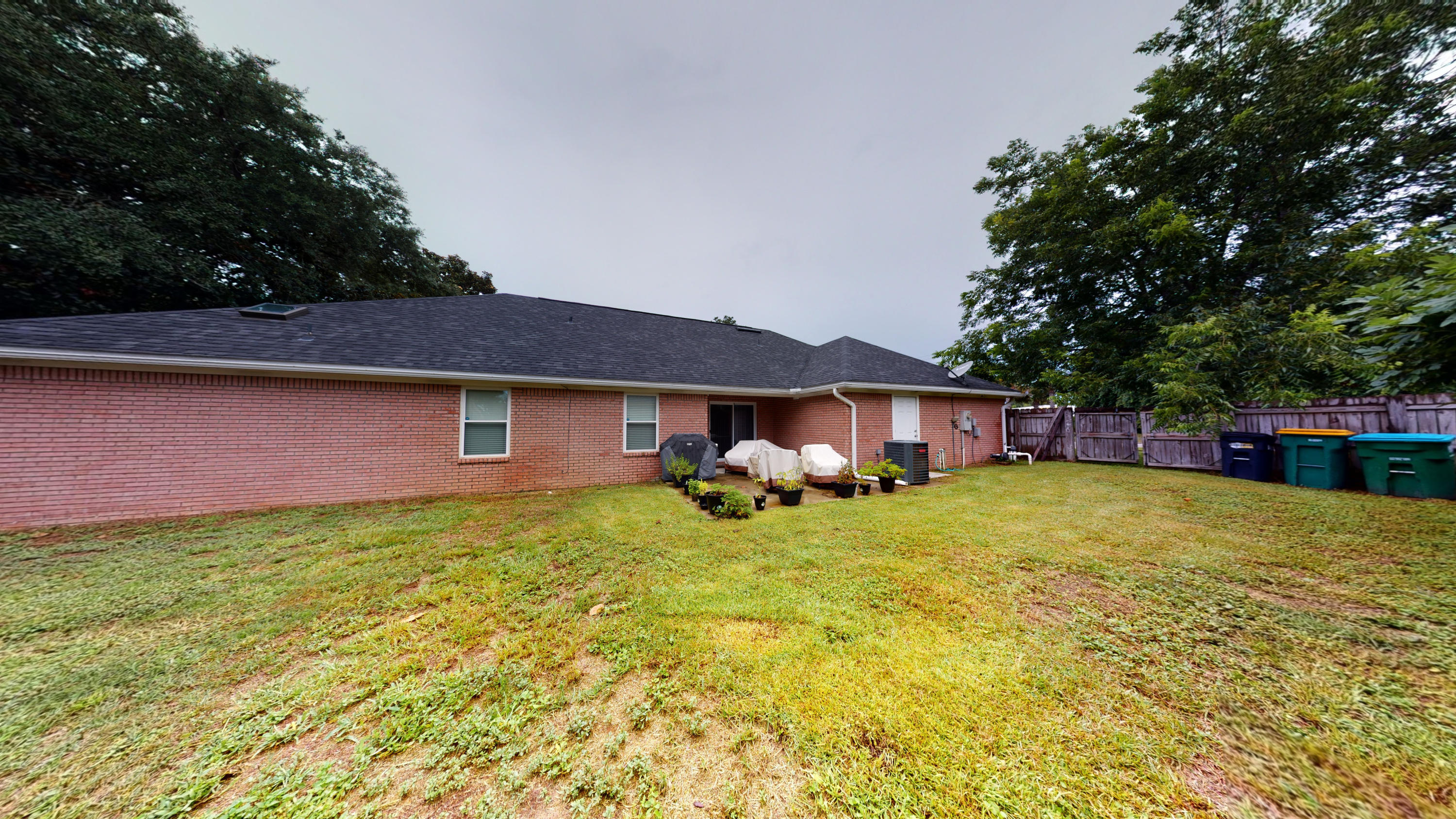 CASTELAR - Residential