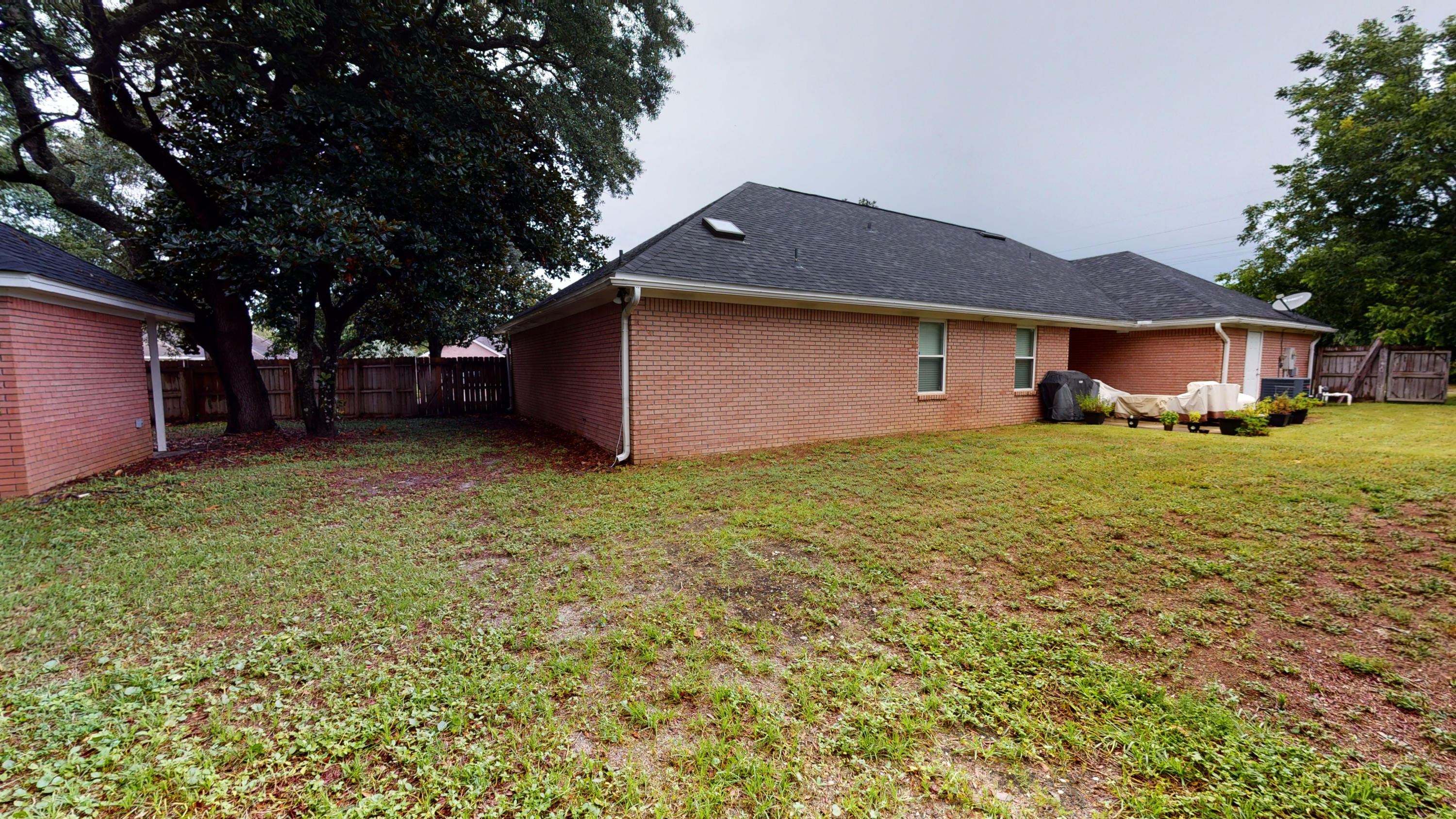 CASTELAR - Residential