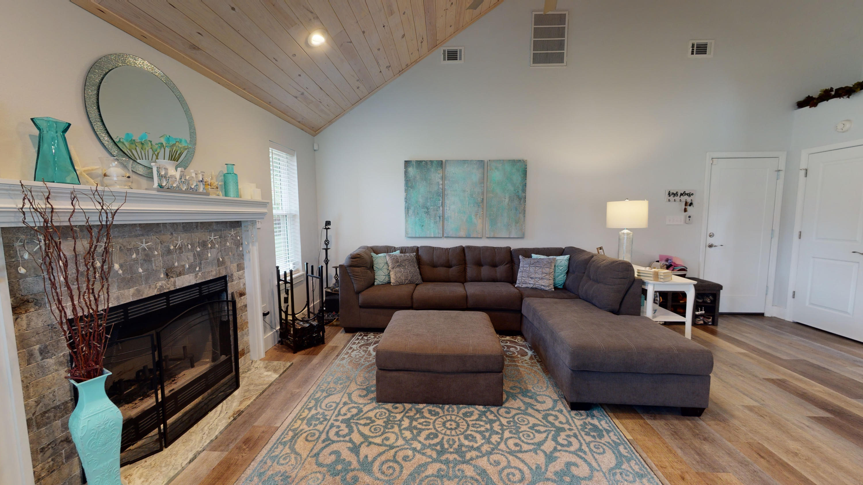 CASTELAR - Residential