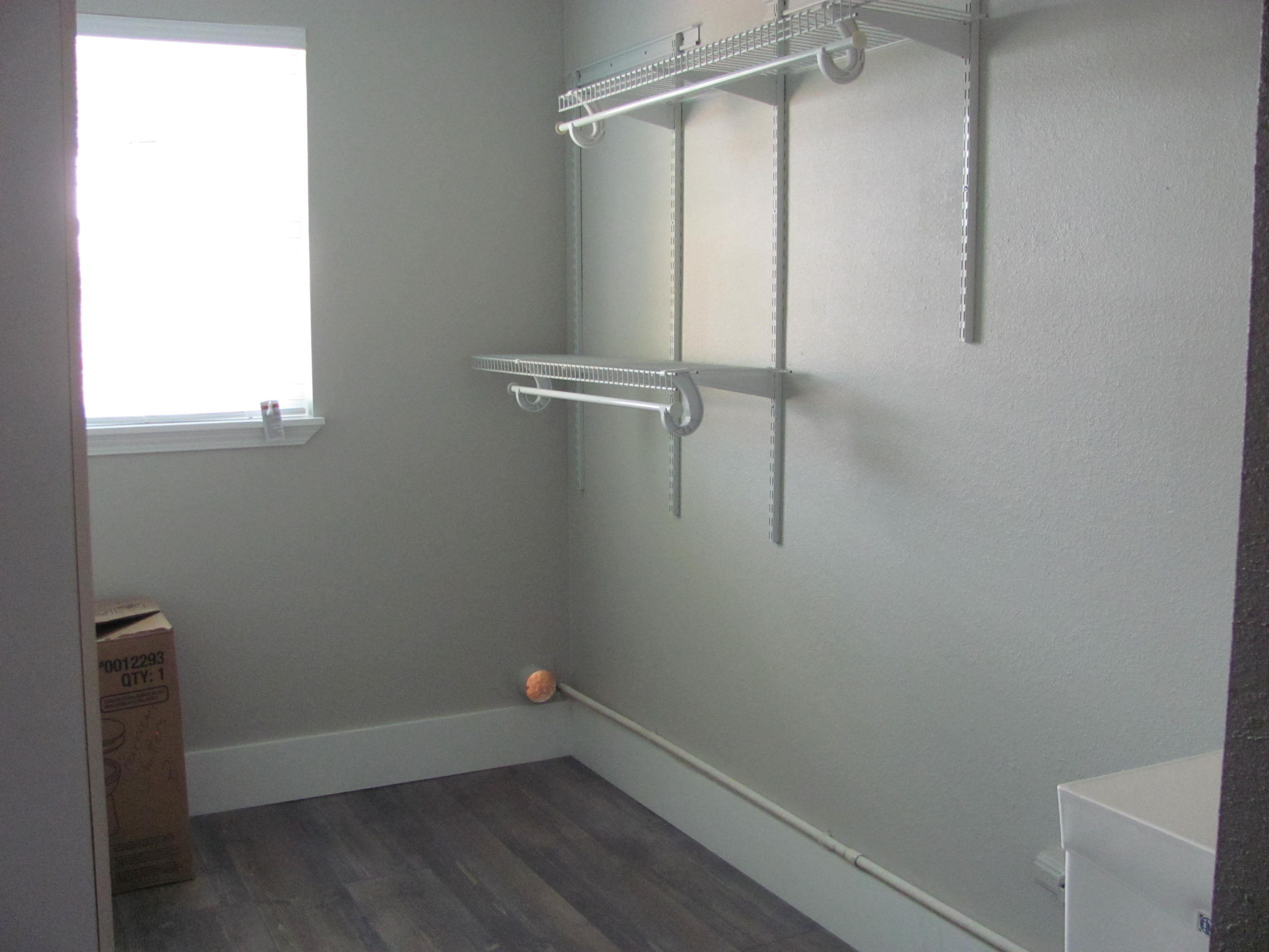 Kenwood/Chateauguay - Residential