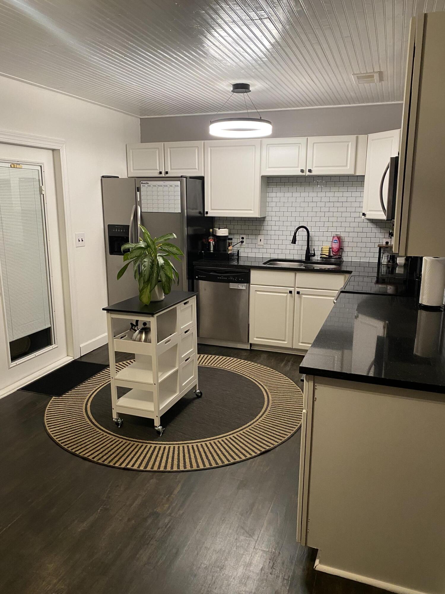 CHATEAU PRES DE LA MER - Residential