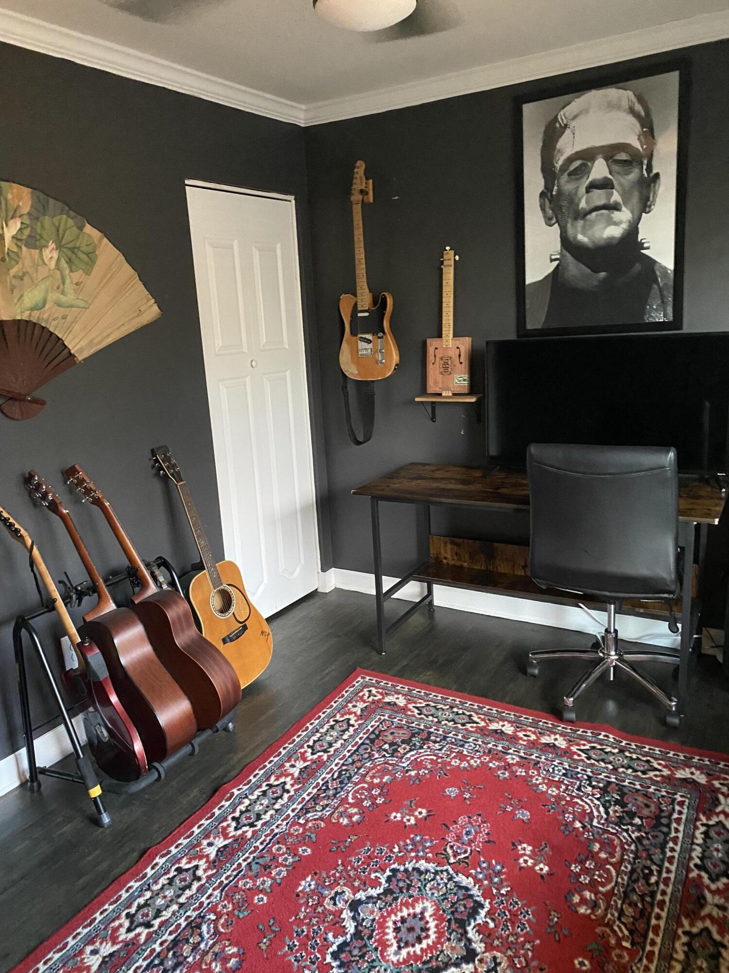 CHATEAU PRES DE LA MER - Residential