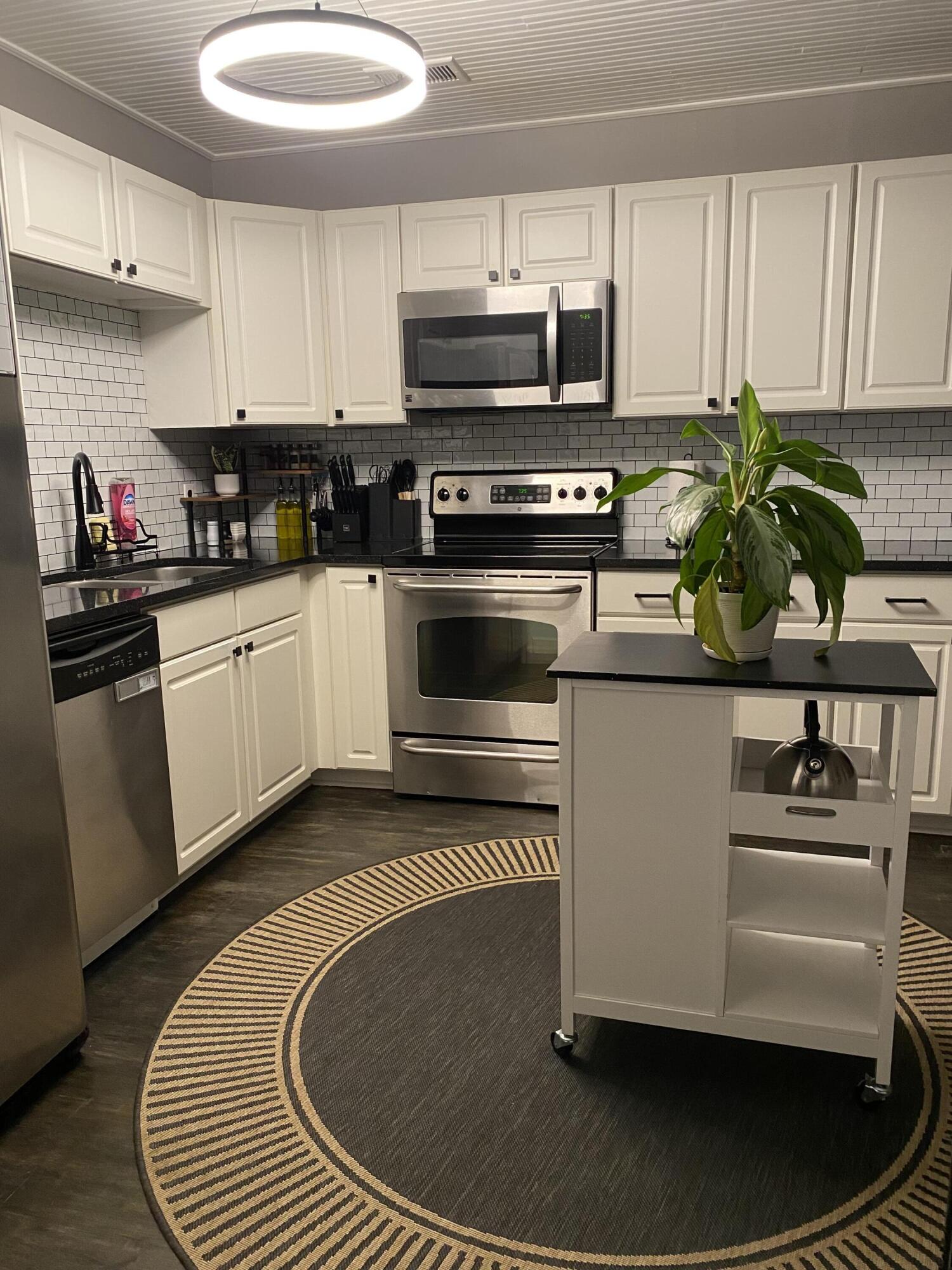 CHATEAU PRES DE LA MER - Residential