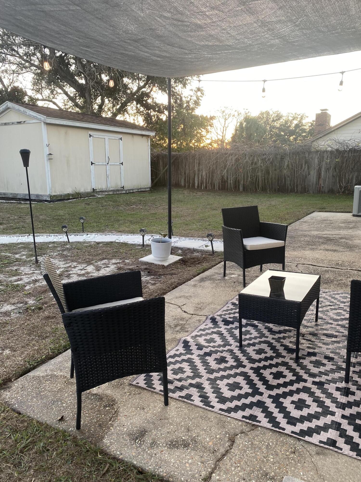 CHATEAU PRES DE LA MER - Residential