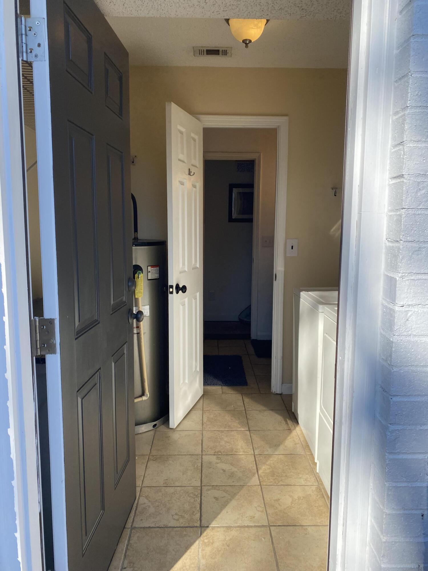 CHATEAU PRES DE LA MER - Residential