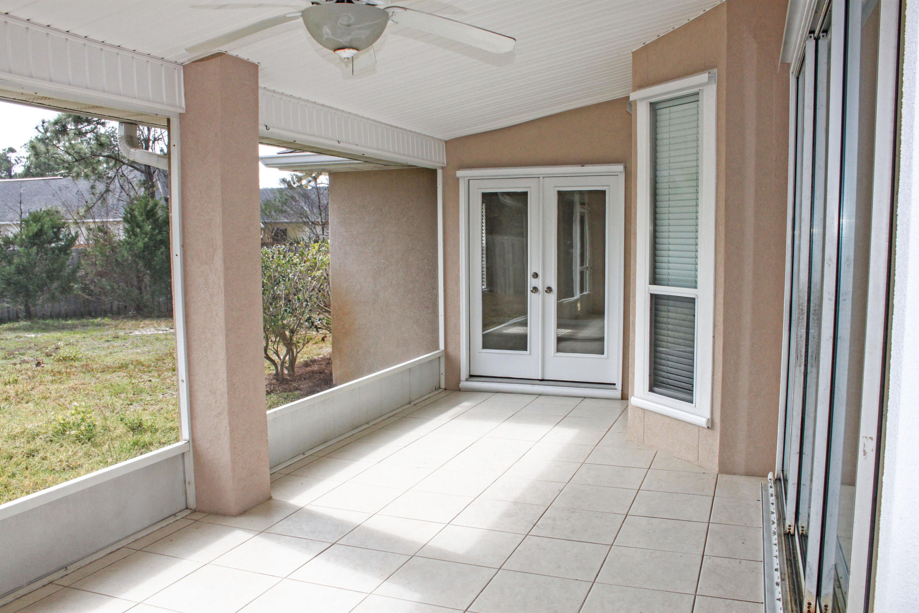 PELICAN BAY - Residential