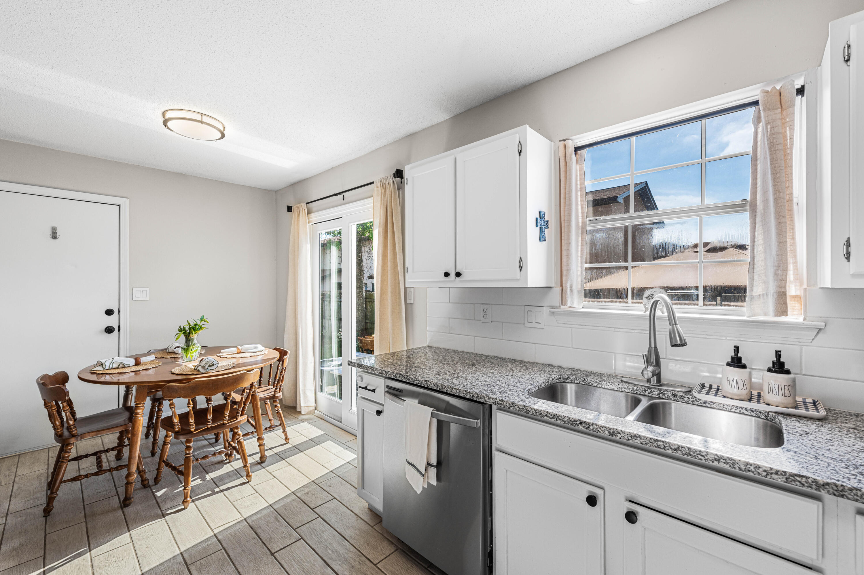 LEGION COVE S/D - Residential