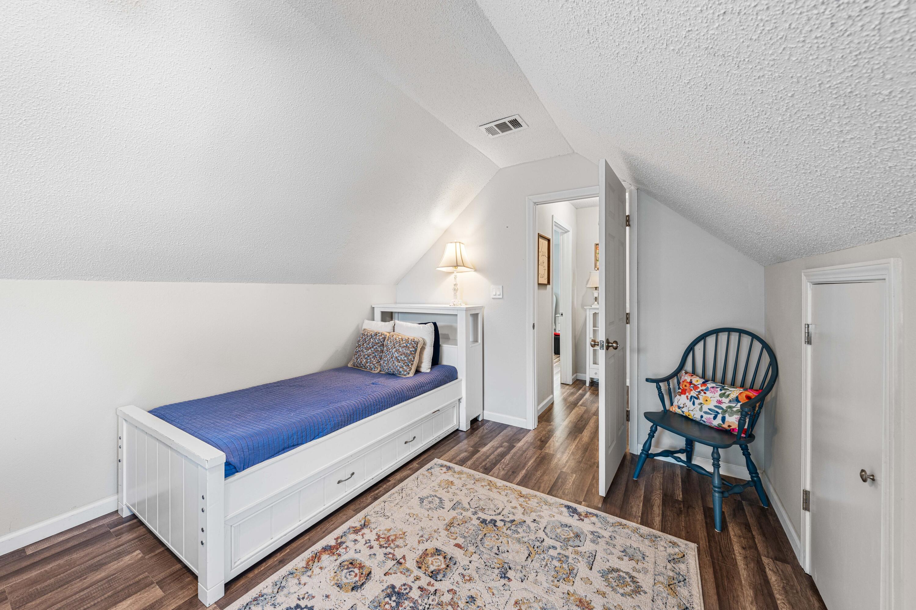 LEGION COVE S/D - Residential