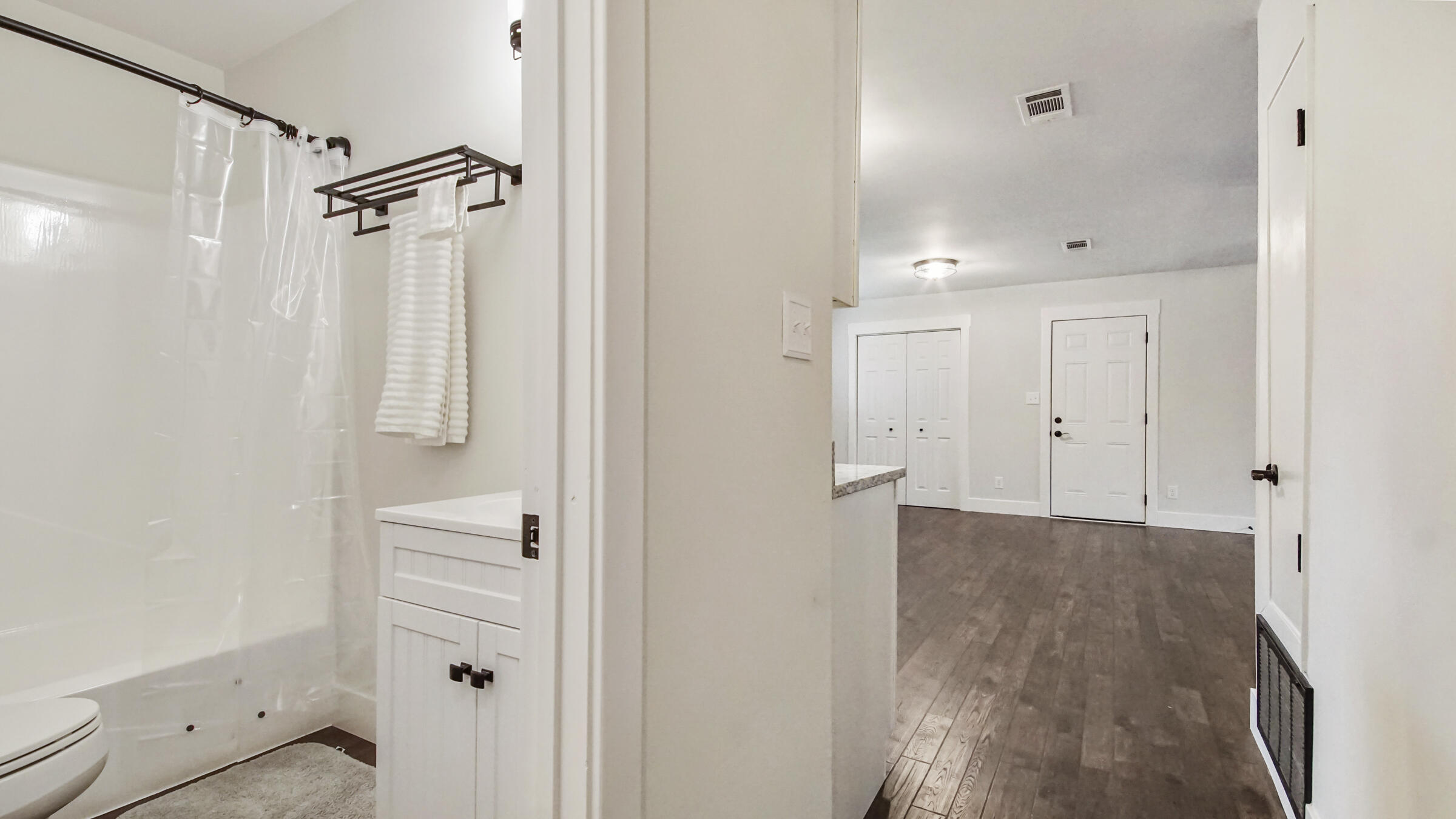 AUBURN ESTATES - Residential