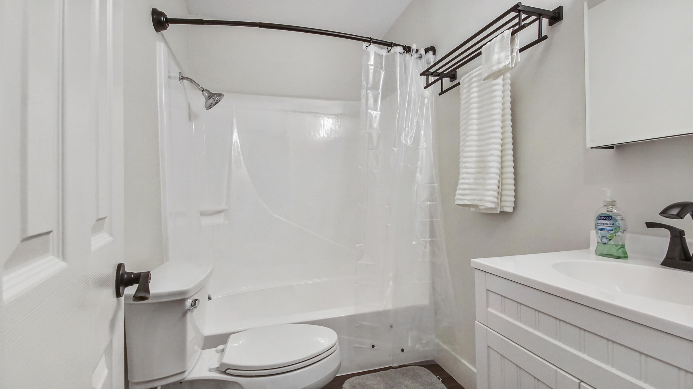 AUBURN ESTATES - Residential