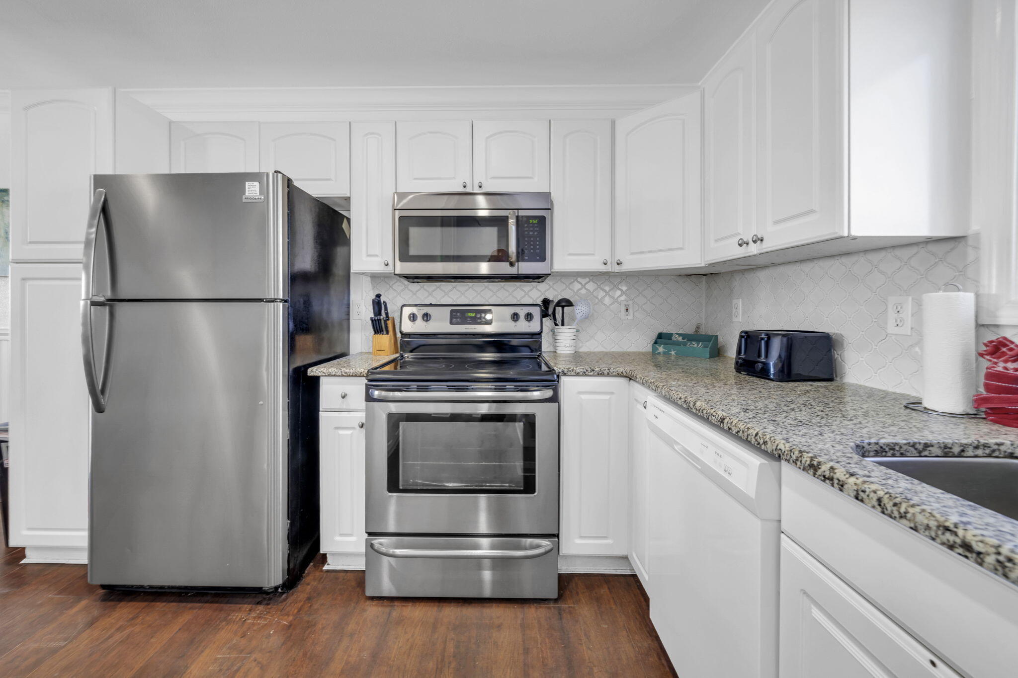 SUNCHASE T/H - Residential