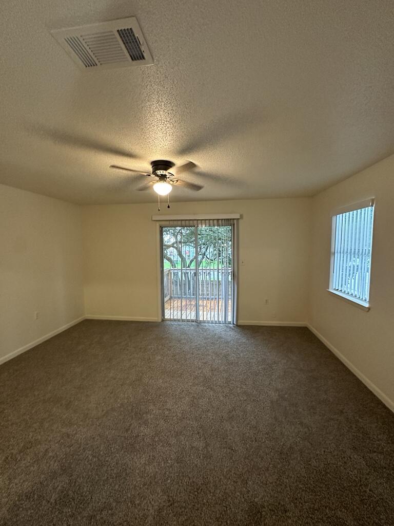 SCOTTWOOD - Residential Lease