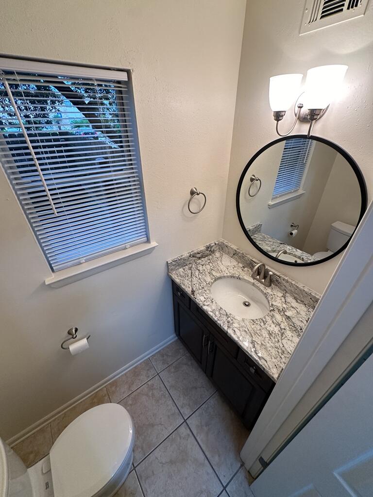 SCOTTWOOD - Residential Lease