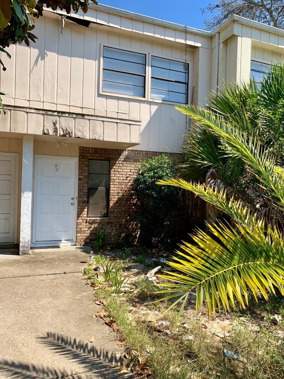 Honeycomb Townhouse - Residential