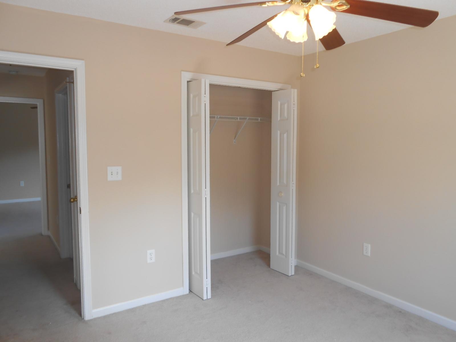 OAKWOOD HILLS UNIT 3 - Residential