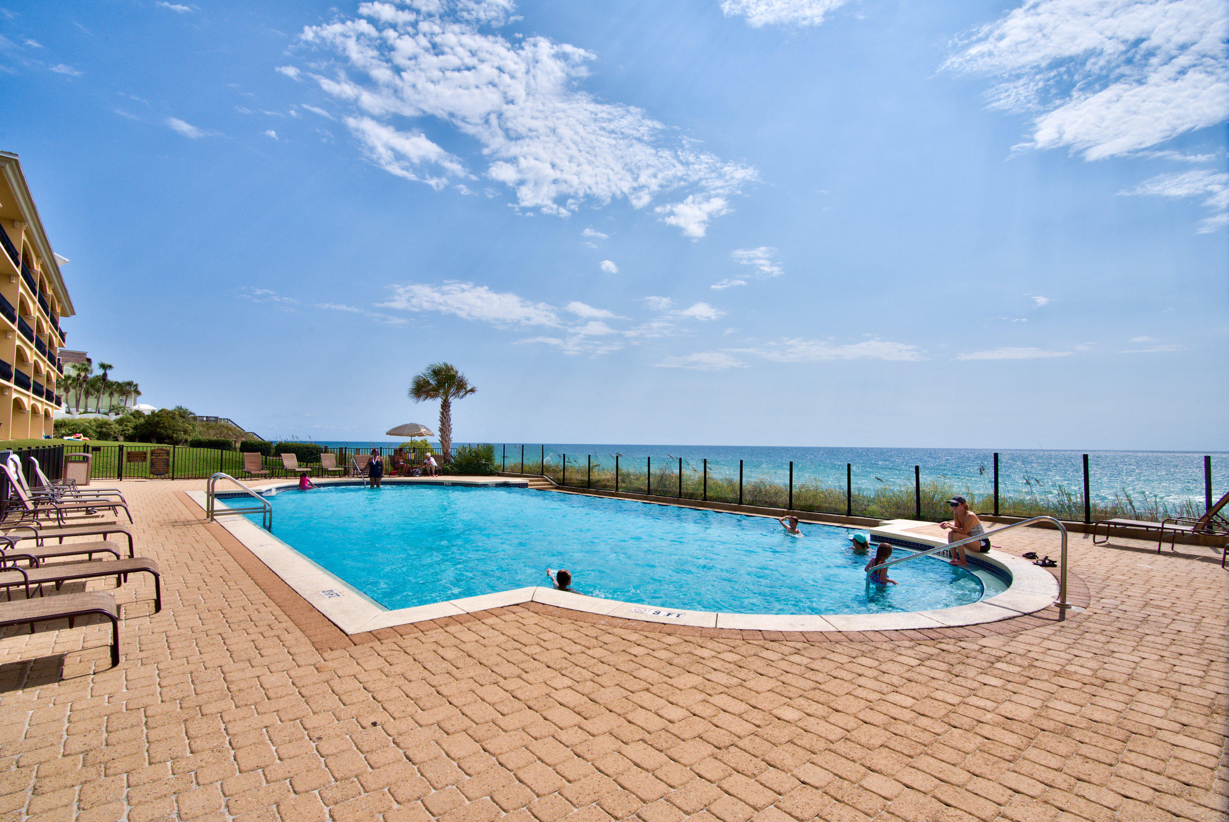 ADAGIO - Residential