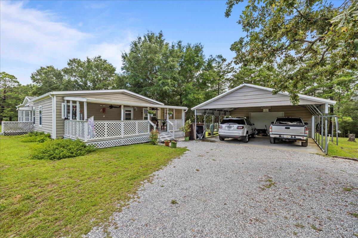 You will love this extremely well-kept 3 bedroom and 2 bath single family home (1860 SqFt) with many extras on an oversized lot with creek access in Mossy Head, Florida. The home was built in 2009 with upgraded framing (2x6''). It has 9' ceilings throughout and oversized closets in every room. Equipped with Generac generator and Sutter Leaf guards. The HVAC was upgraded in 2019 with a new 4 ton Rheem unit. The home has its original roof with zero issues and still plenty of life. The kitchen has more storage than you will ever need. Newer appliances. The Master bathroom offers double sinks, tub and walk-in shower.