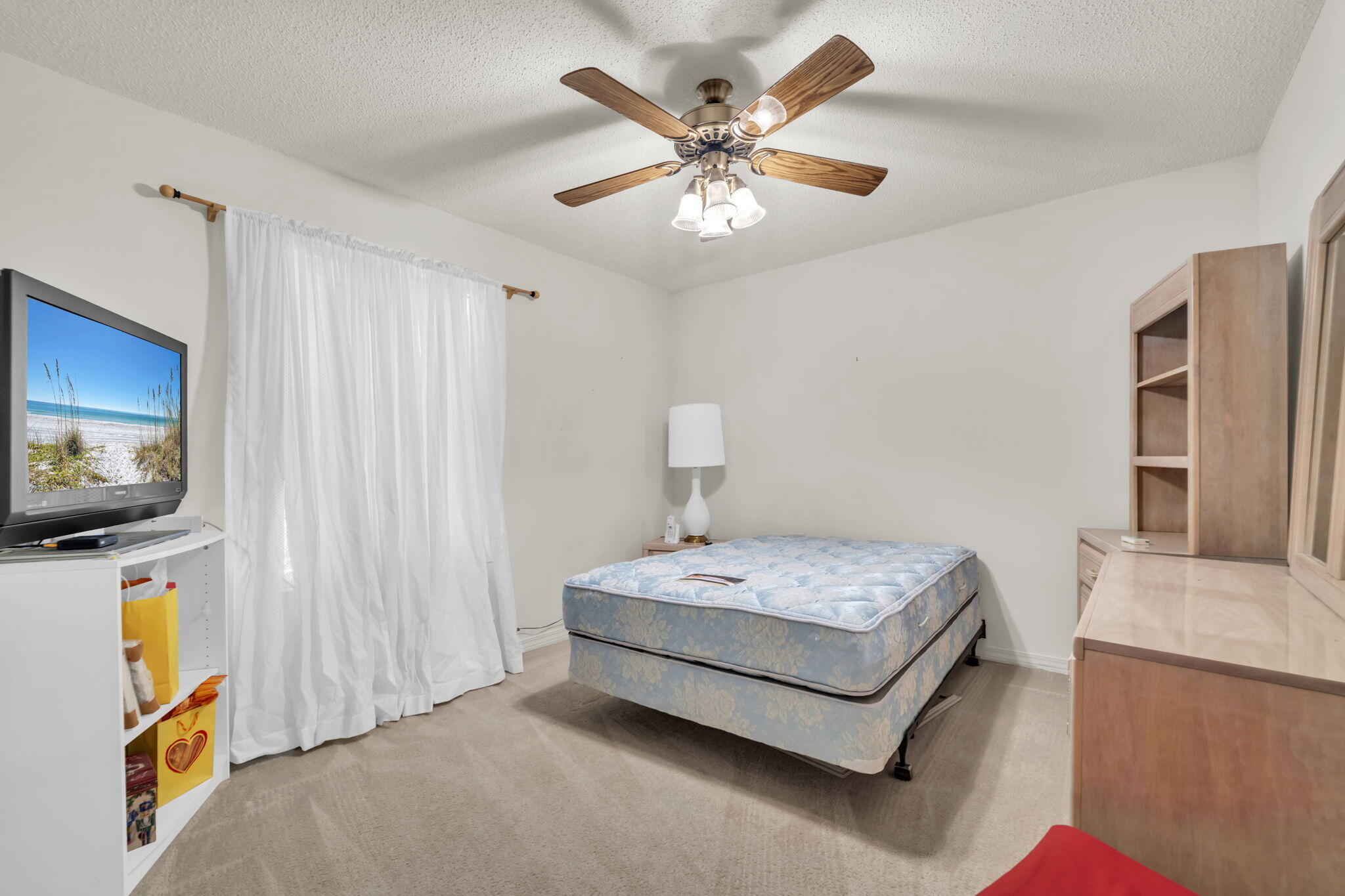 RAINTREE ESTATES - Residential