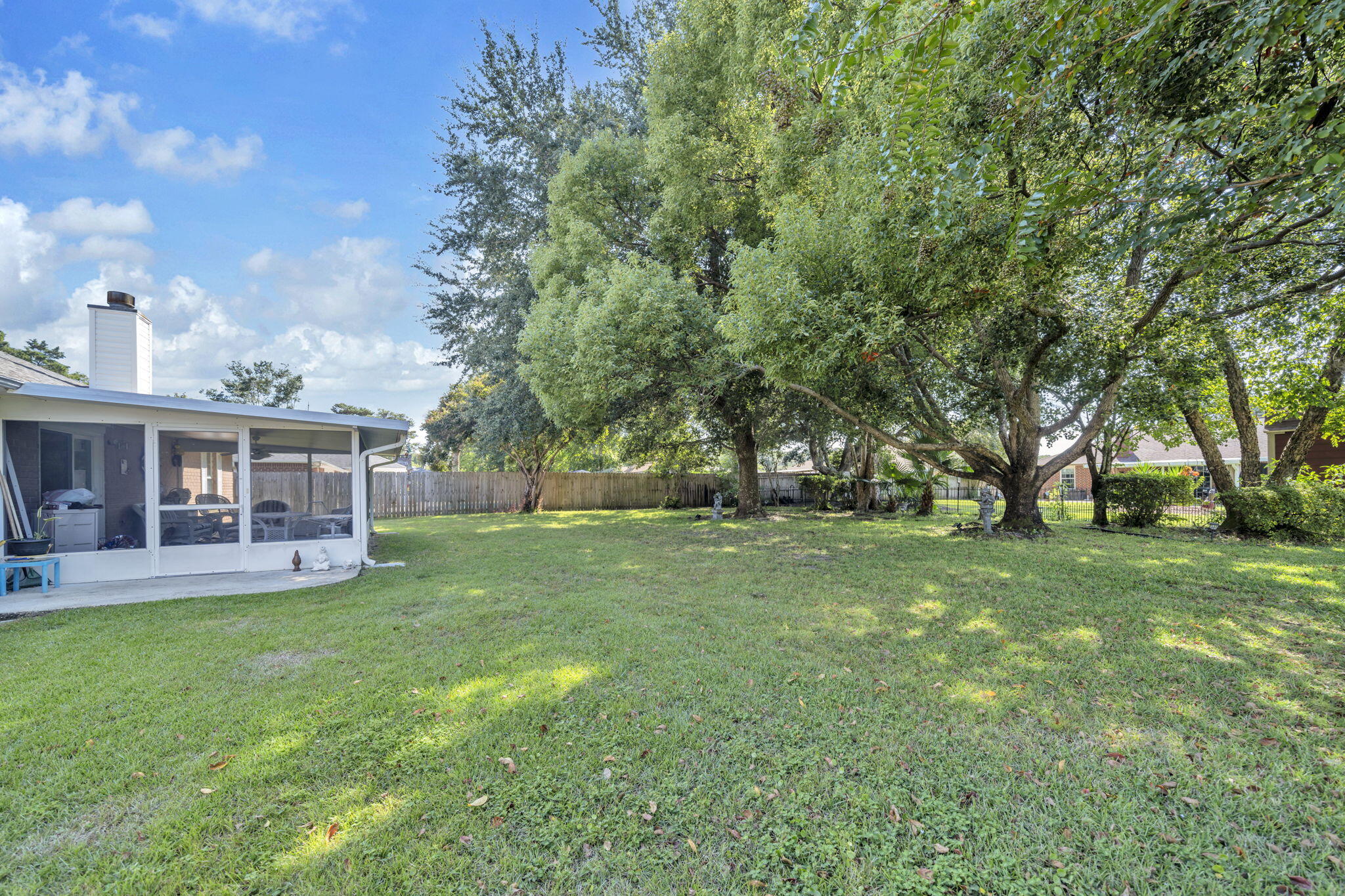 RAINTREE ESTATES - Residential