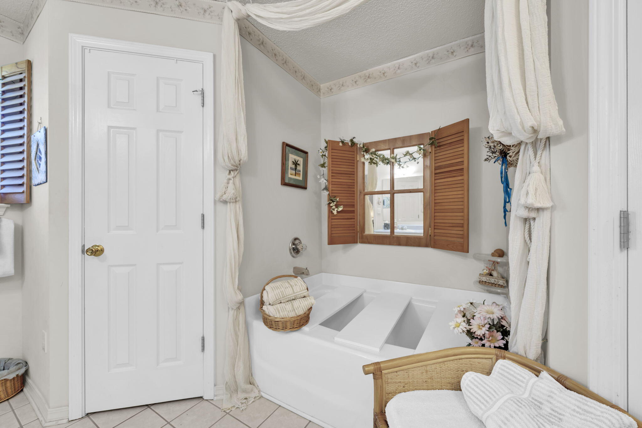 RAINTREE ESTATES - Residential