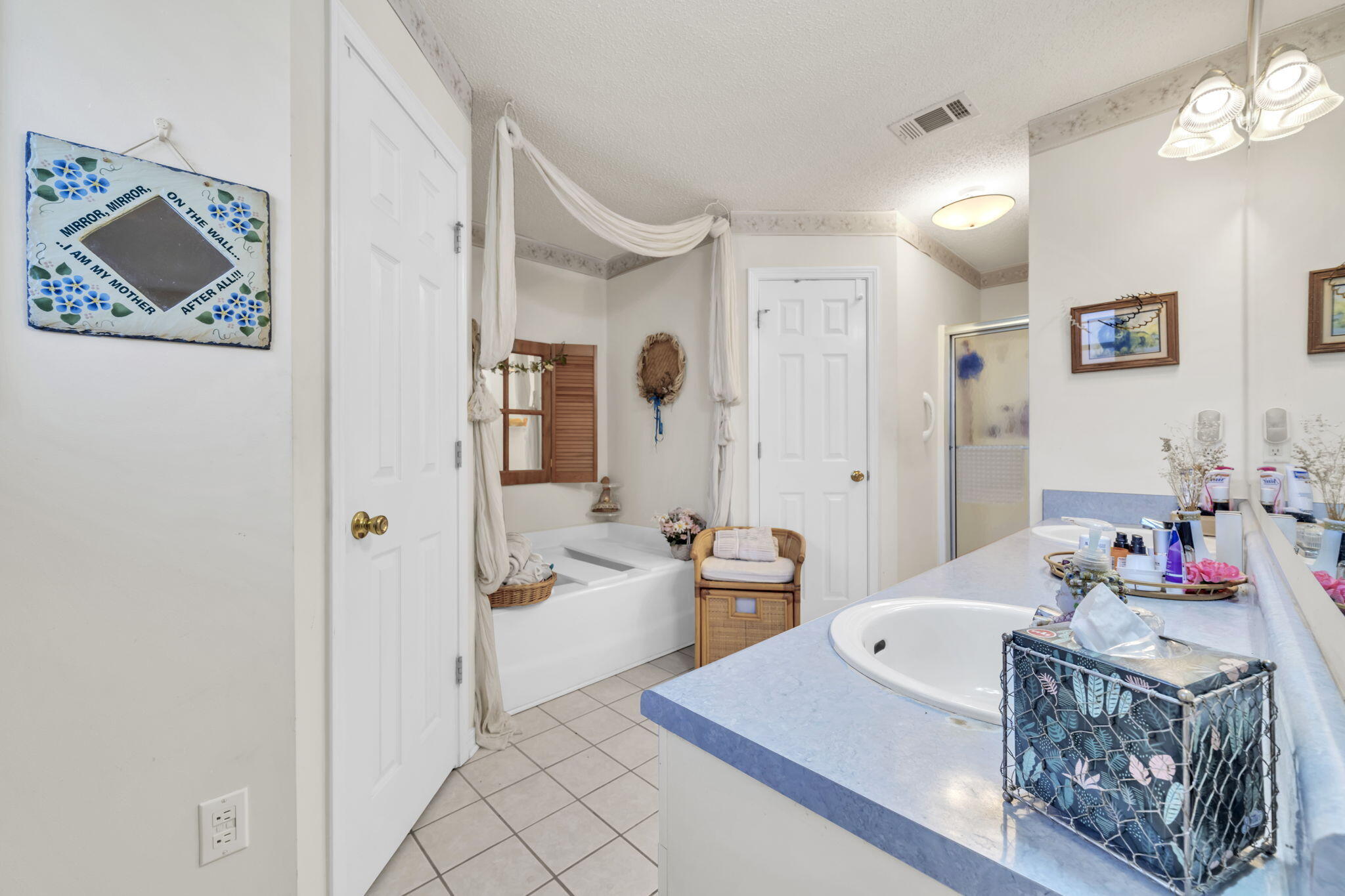 RAINTREE ESTATES - Residential