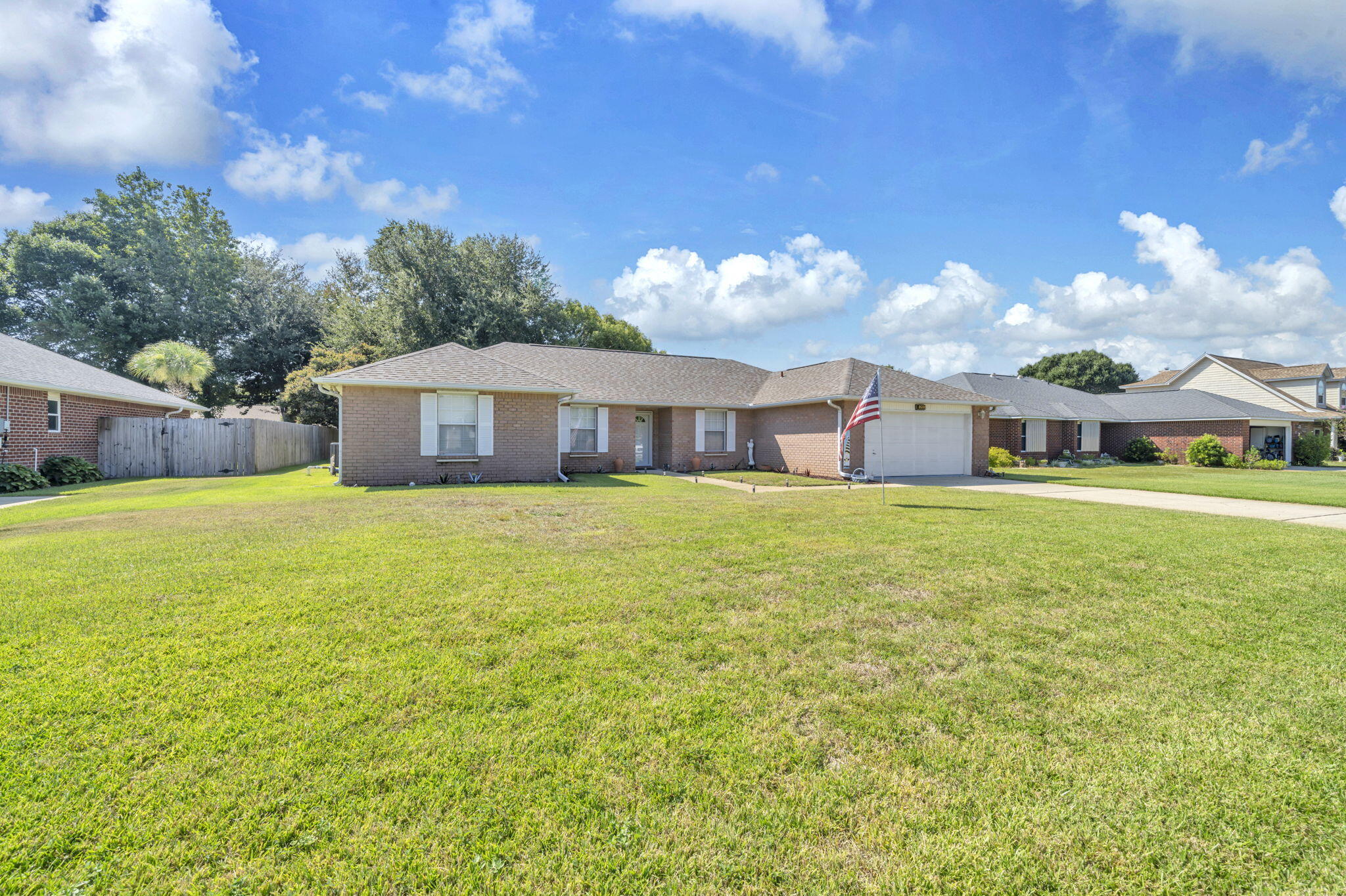 RAINTREE ESTATES - Residential