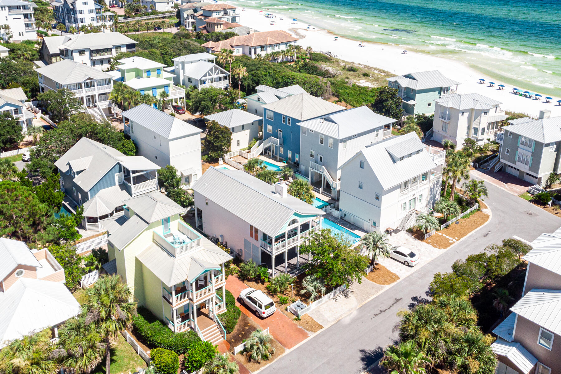 SUNRISE BEACH - Residential