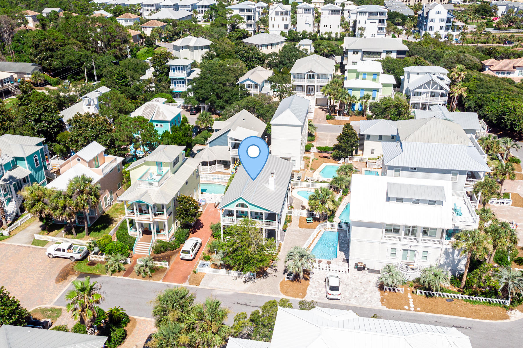 SUNRISE BEACH - Residential