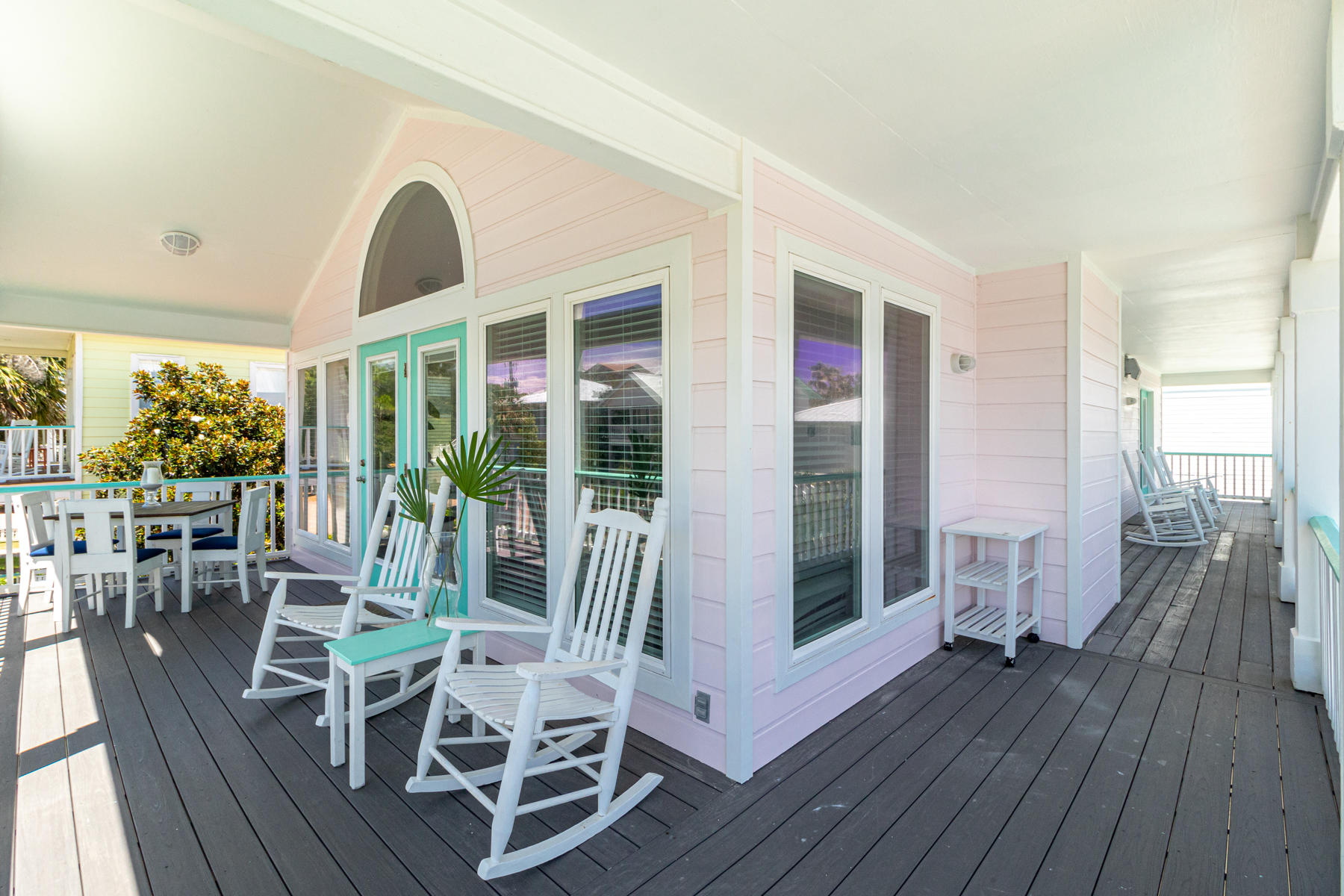 SUNRISE BEACH - Residential