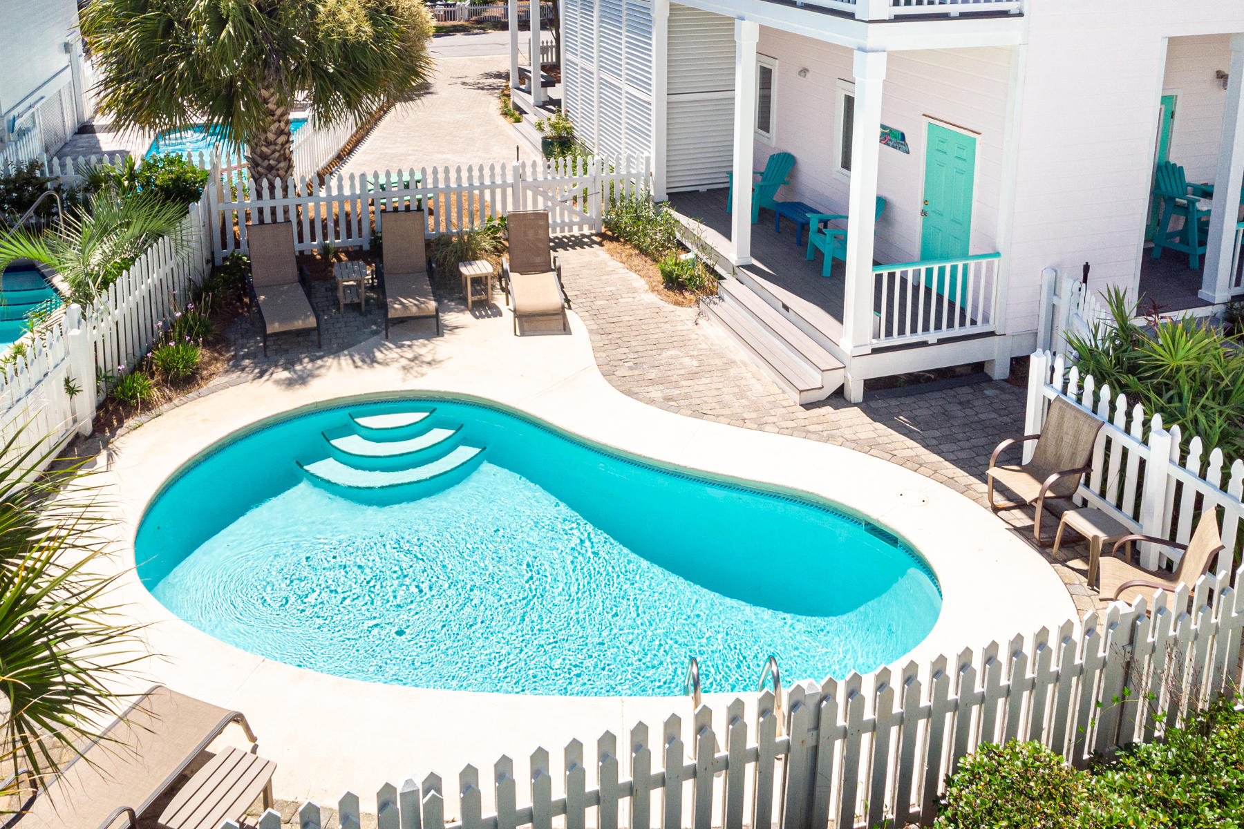 SUNRISE BEACH - Residential