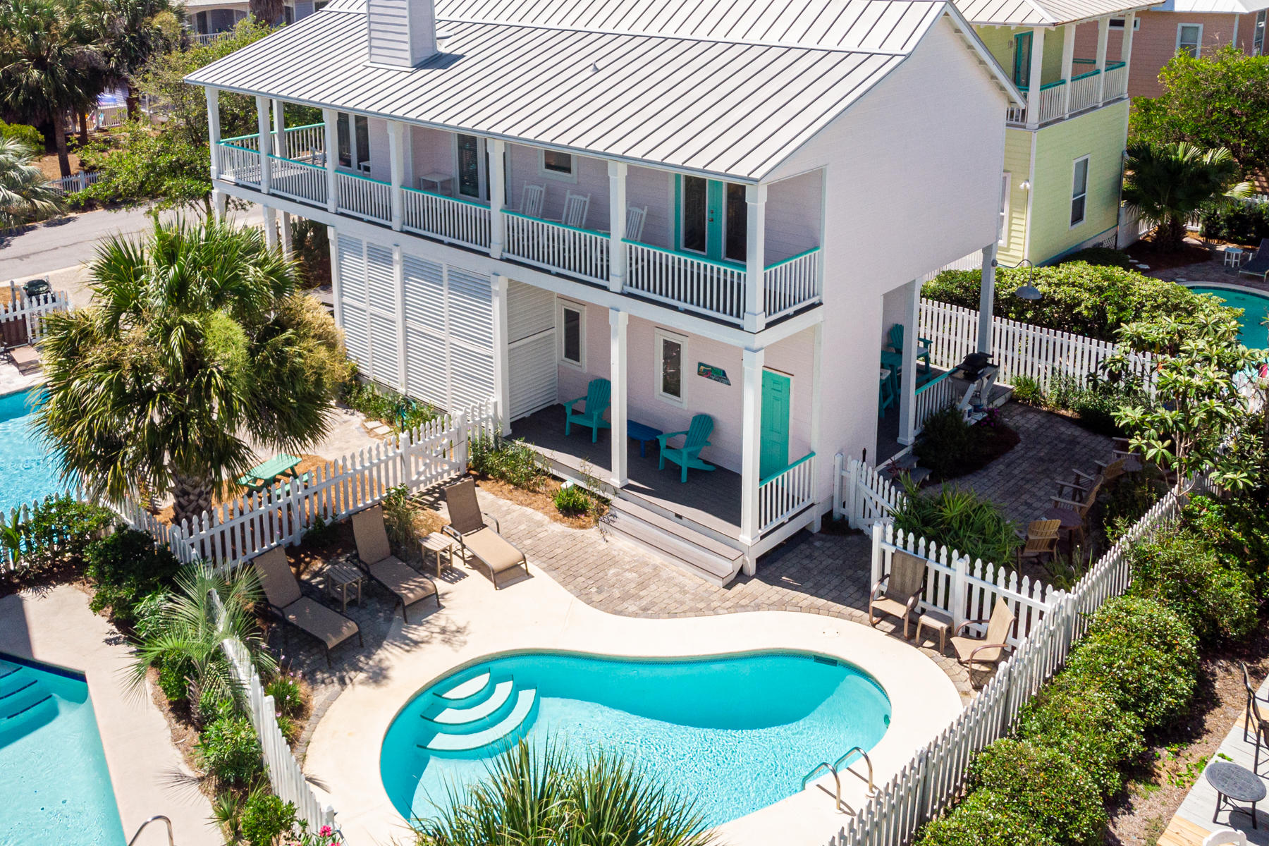 SUNRISE BEACH - Residential